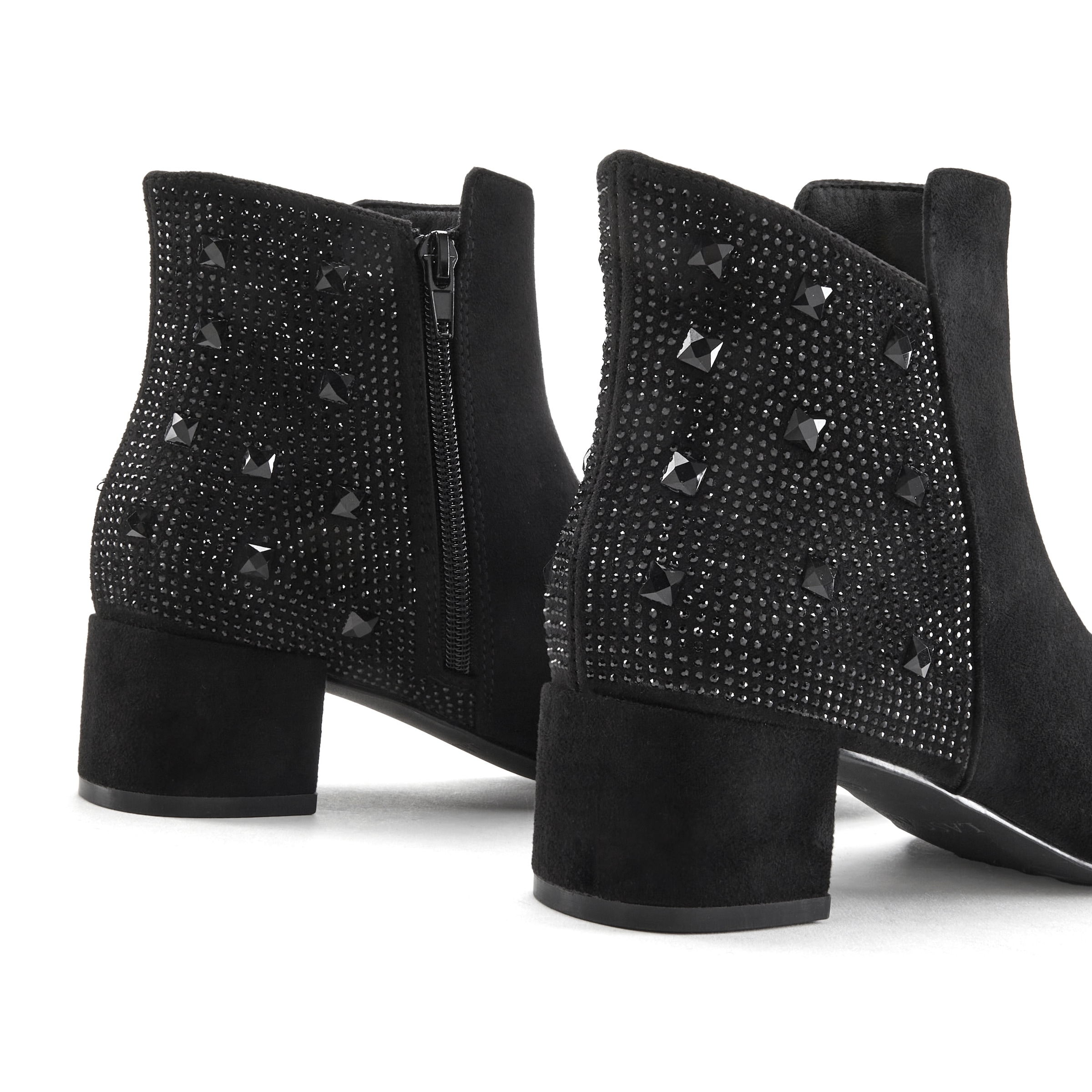 LASCANA Stiefelette, mit raffiniertem Detail und Blockabsatz, kurzer Stiefel VEGAN