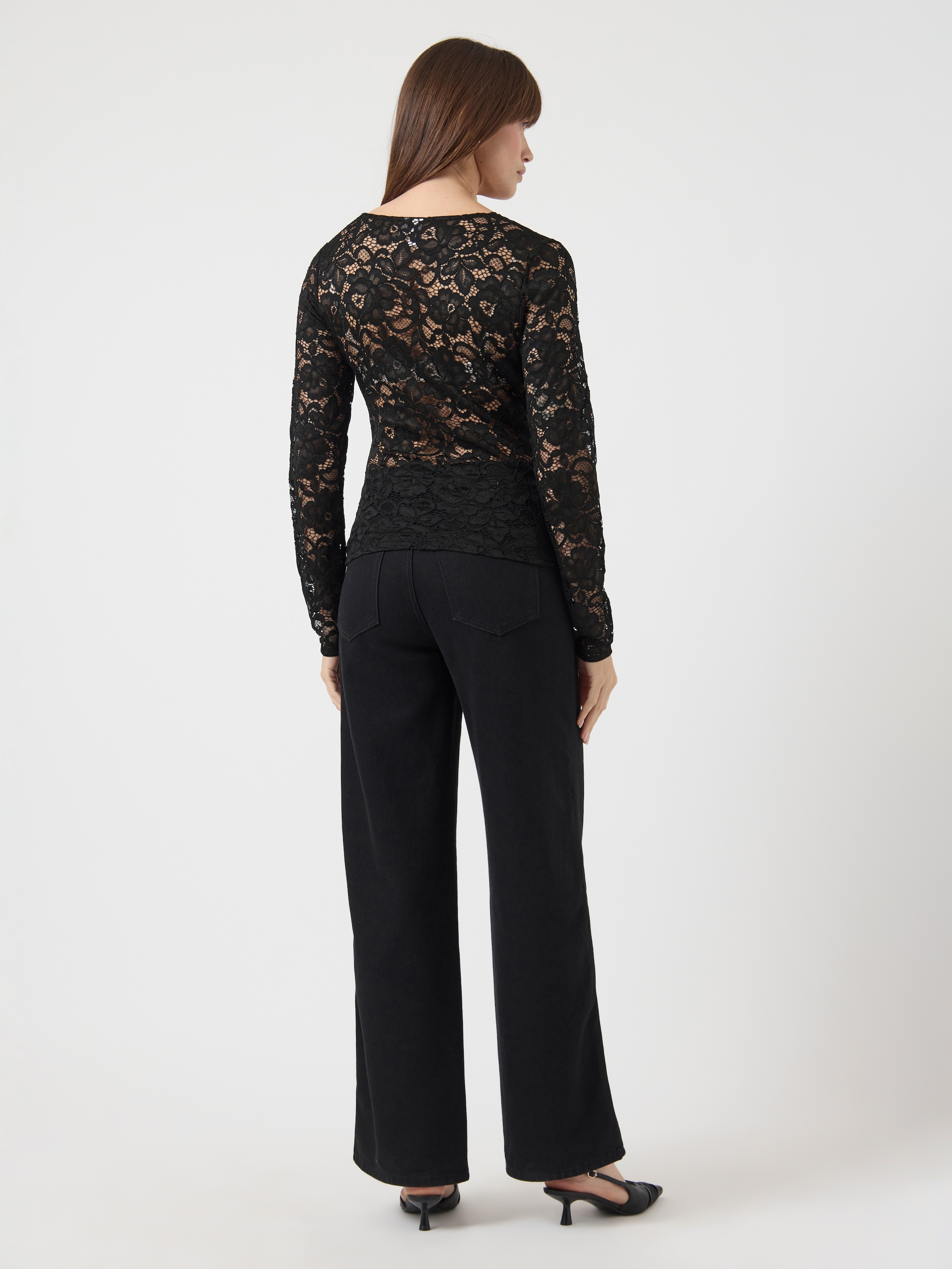 Y.A.S Chemise en dentelle »YASLACEY LS V-NECK LACE TOP S. NOOS«