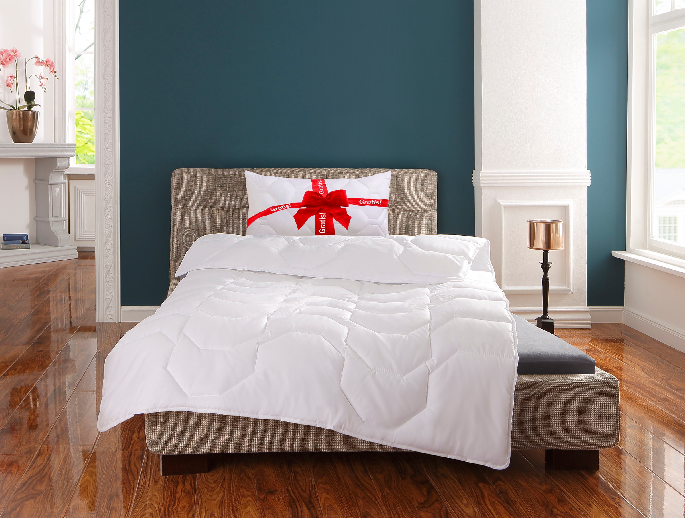 Image of GOODproduct Microfaserbettdecke "Corella, Bettdecke 135x200 cm, mit Gratis-Kissen dazu: 40x80 cm" leicht Füllung 100% Polyester 2 Stk. tlg. Bettdecken, Sommer, Winter, 4 Jahreszeiten, Decke mit Gratiskissen