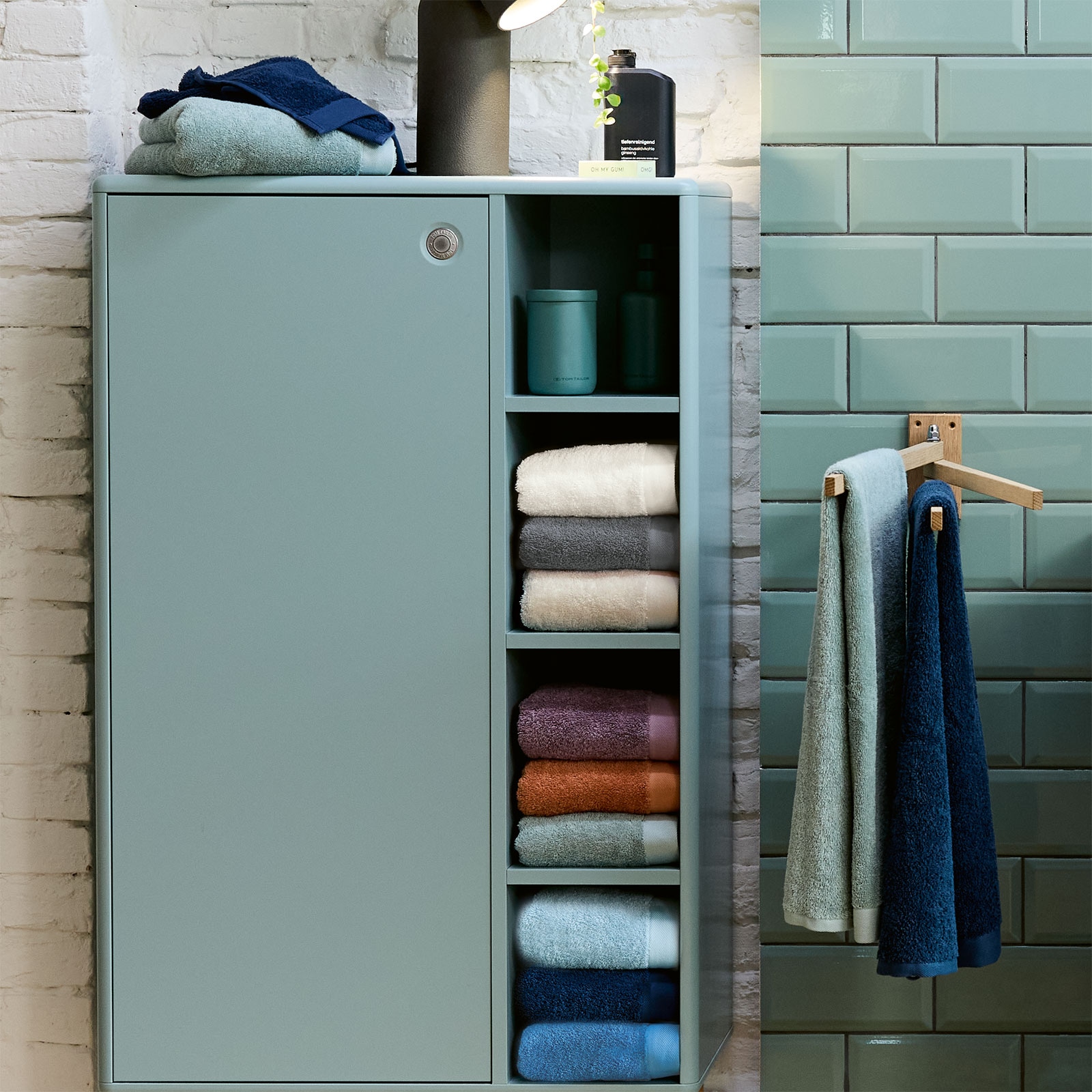 Image of TOM TAILOR HOME Gästehandtuch "COLOR BATH" 100% Baumwolle, 30x50 cm, uni, grosse Farbauswahl