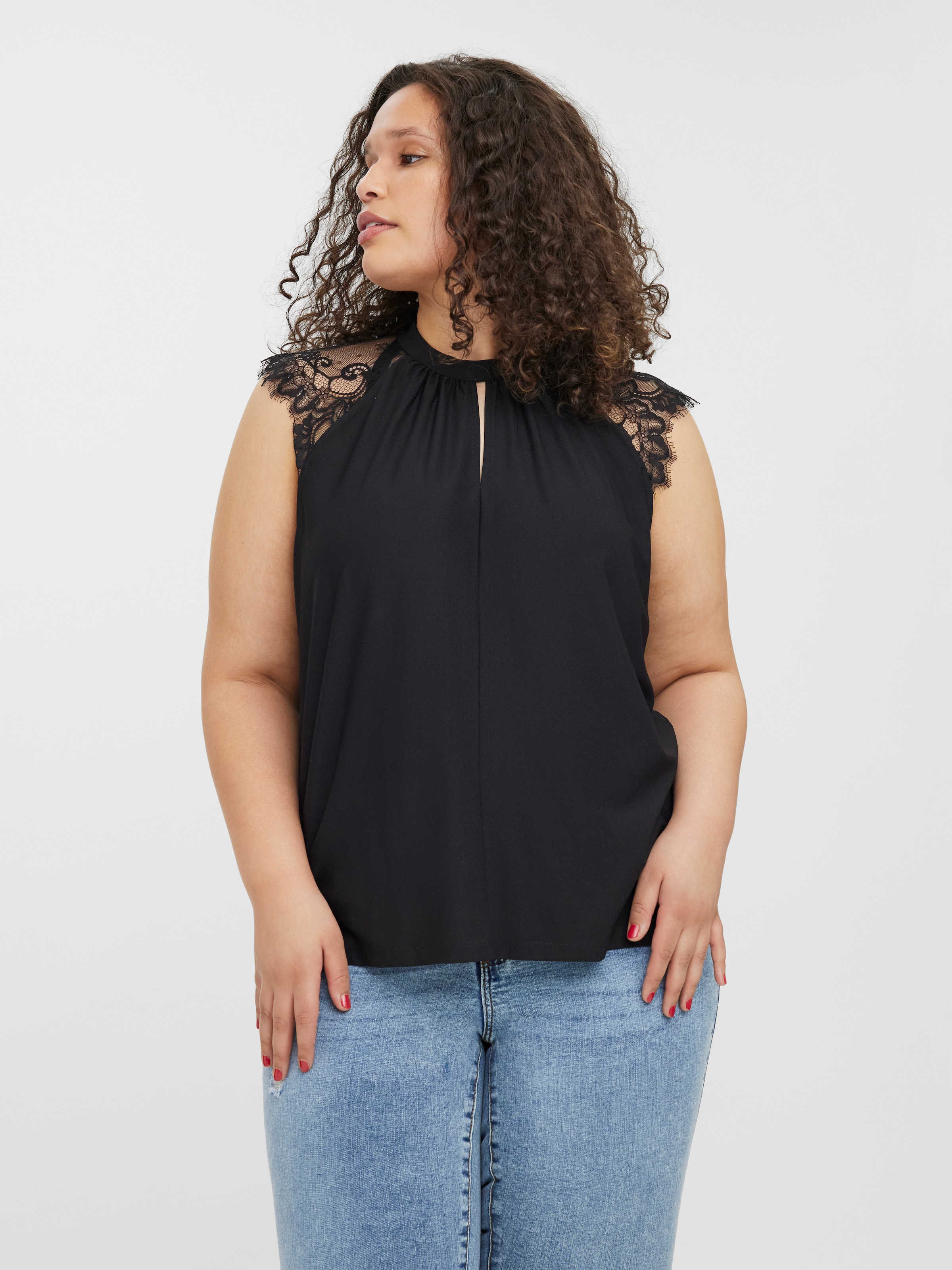 Image of Vero Moda Curve Spitzenshirt "VMMILLA SL LACE TOP NOOS CUR" Materialmix, regular fit