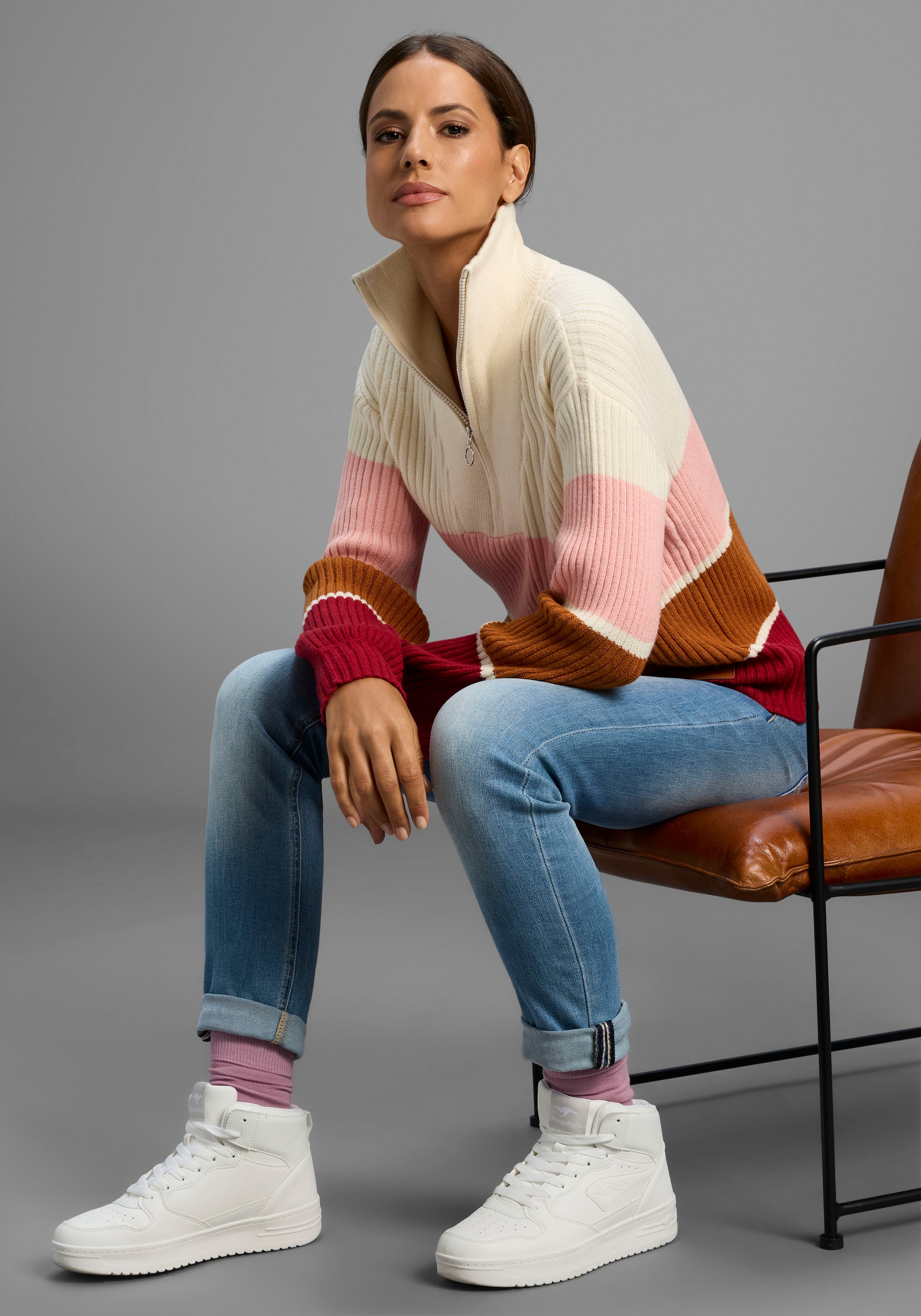 KangaROOS Troyer, im Colorblock Design