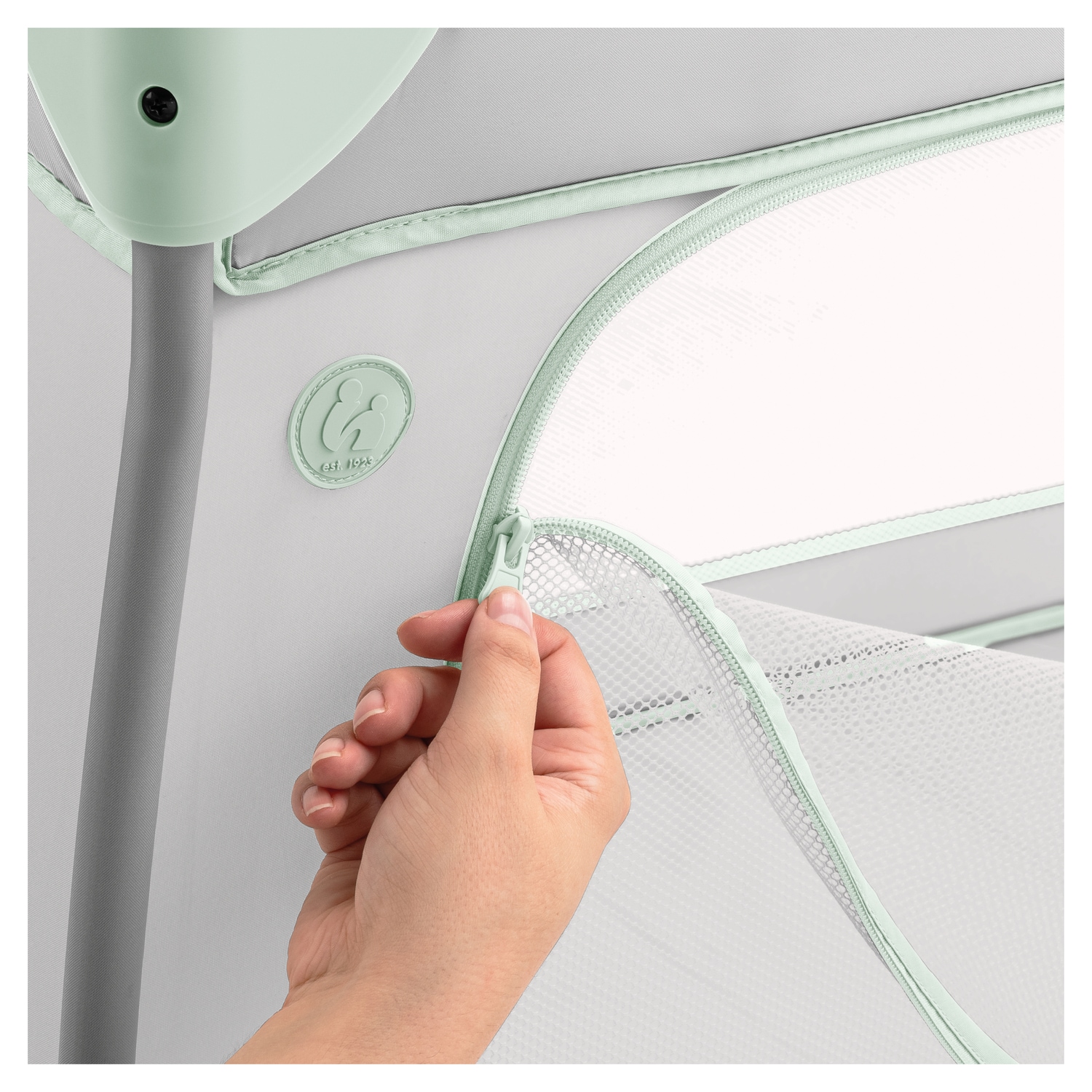 Hauck Lit de voyage pour bébé »Sleep N Play Go Plus, Dusty Mint« mit integrierten Rädern; Vorderausstieg