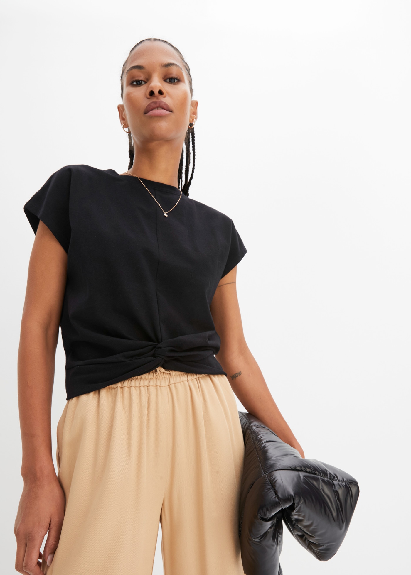 Image of bonprix T-Shirt bequeme Passform, aus Baumwolle und Elasthan, casual Stil