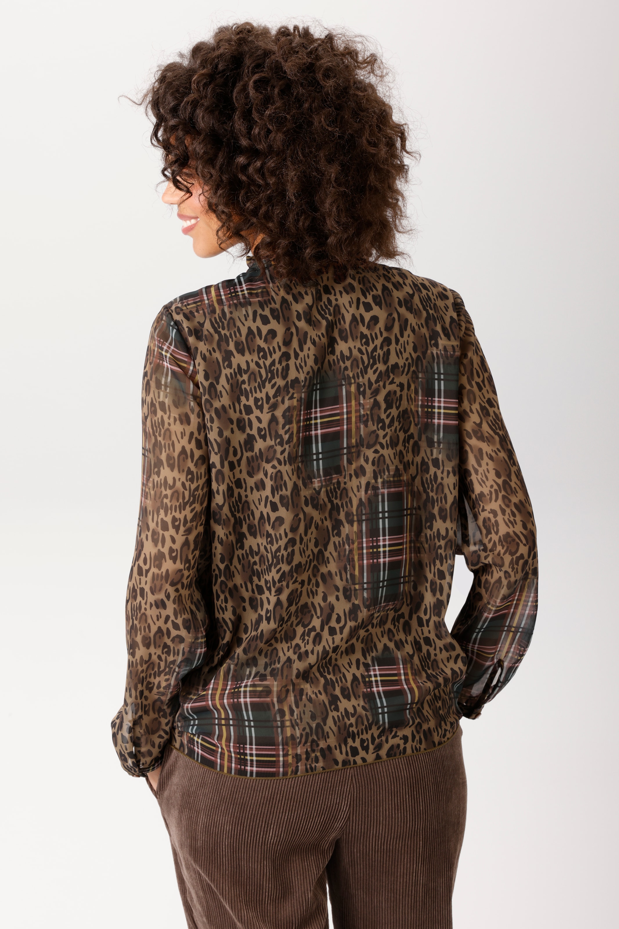 Aniston CASUAL Blouse à enfiler imprimé léopard avec carreaux colorés - NOUVELLE COLLECTION