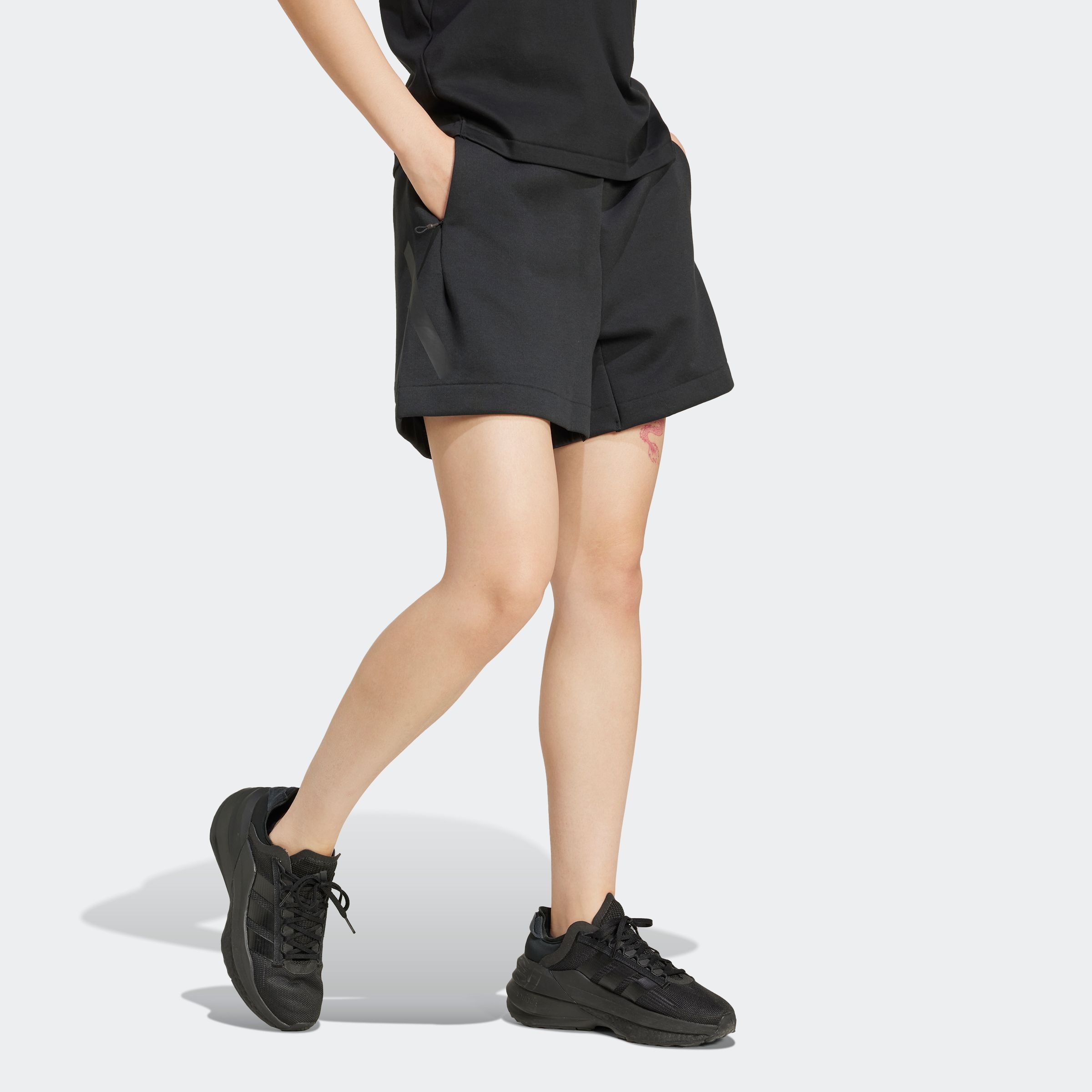 adidas Sportswear Shorts »W Z.N.E. SHORT«, (1 tlg.)