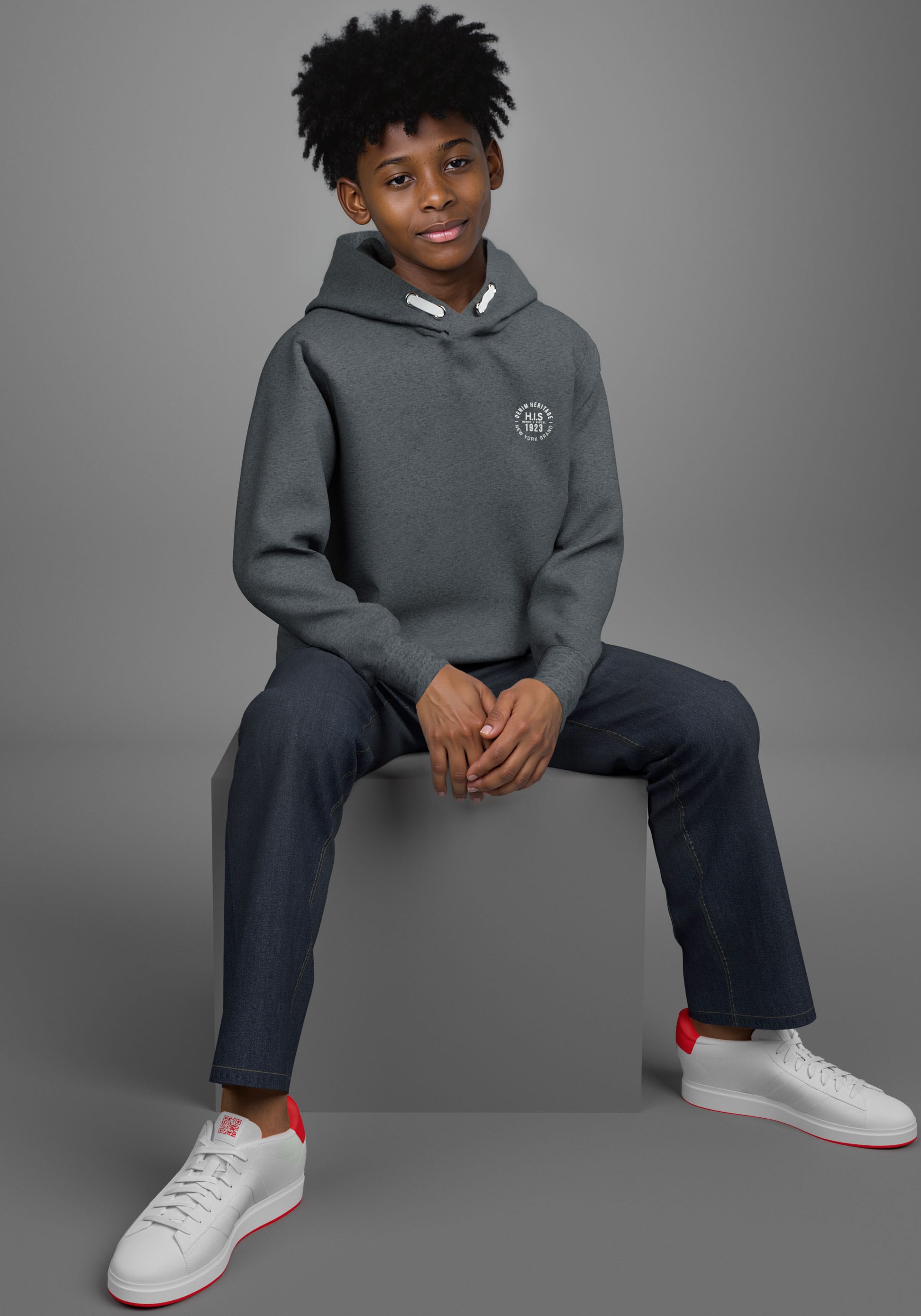H.I.S Kapuzensweatshirt »Kapuzenhoodie mit Badge«, NEU: HIS für TEENS! Hoodie mit kleinem Badge