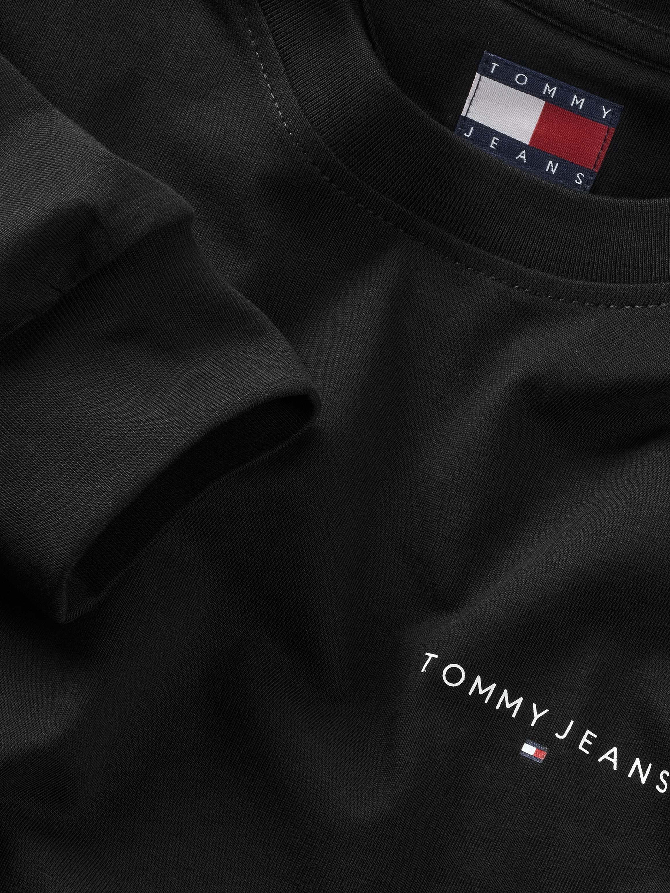 Tommy Jeans Langarmshirt »TJM SLIM LINEAR CHEST LS TEE EXT«, in Unifarbe