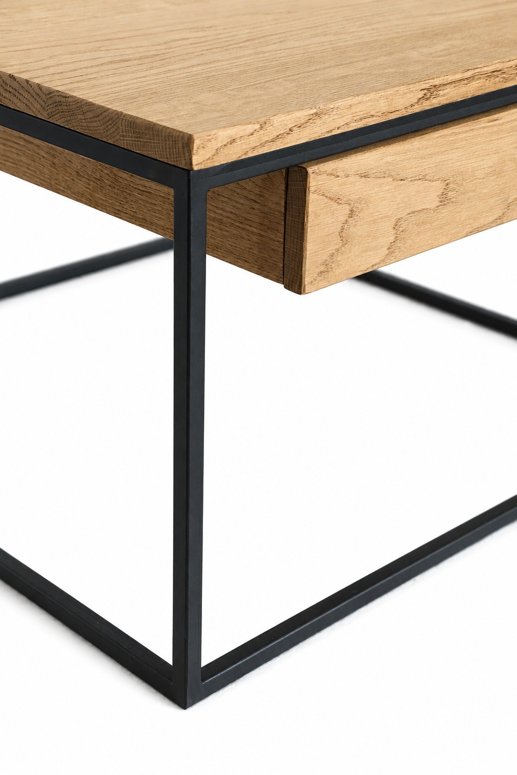 GOODproduct Couchtisch »Como, Wohnzimmertisch, Sofatisch, Beistelltisch, Kaffeetisch« Wildeiche massiv geölt, Natur/Smoke, Metallgestell, 2 Ablagen