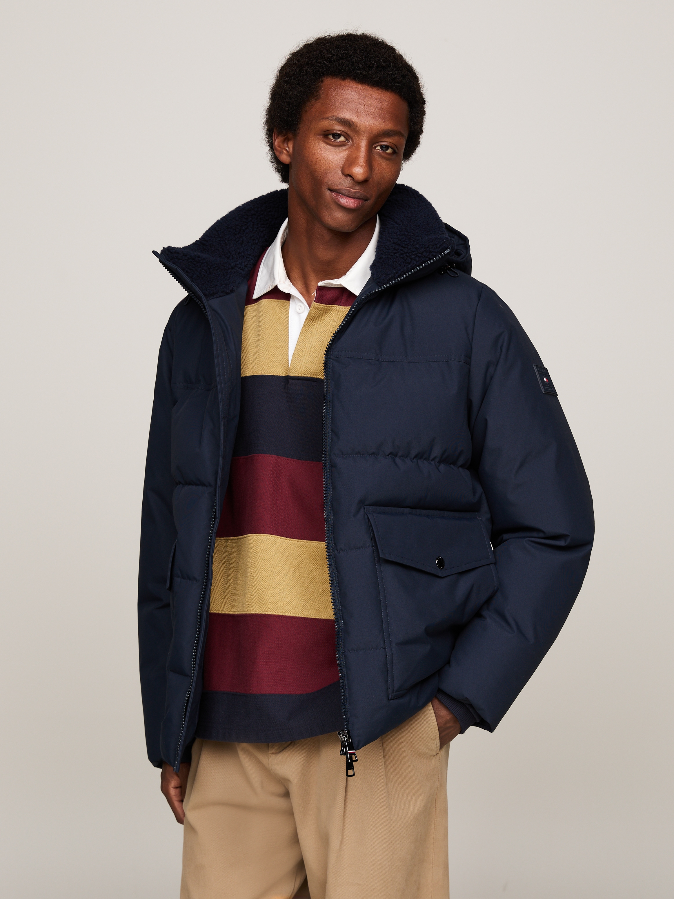 Tommy Hilfiger Parka »ROCKIE UTILITY HOODED JACKET«, mit Kapuze, Abnehmbare Kapuze mit Kordelzug, 2-Wege-Reissverschluss