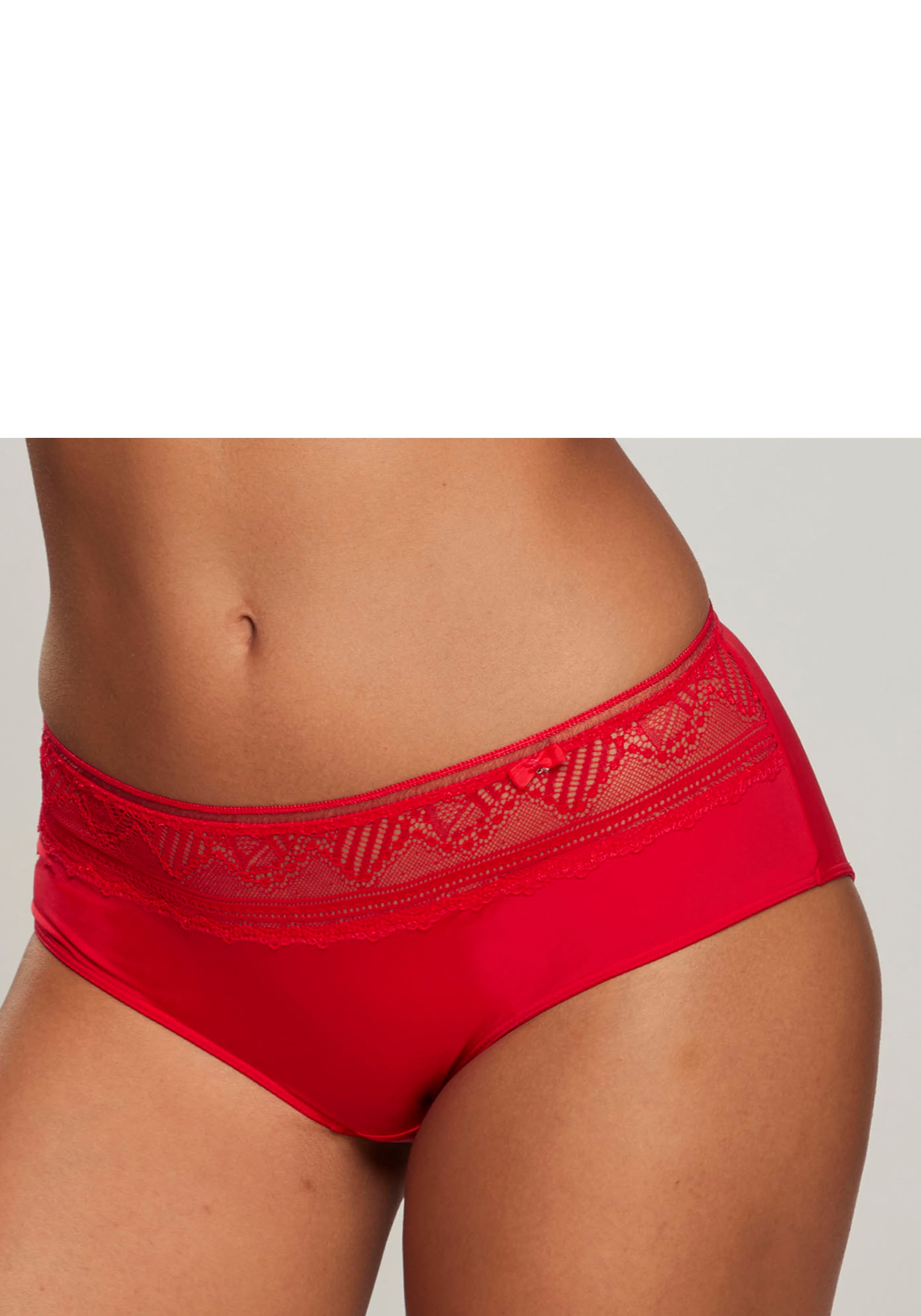 Image of LASCANA Panty "Tiziana" mit Spitze anteilig aus recyceltem Polyamid