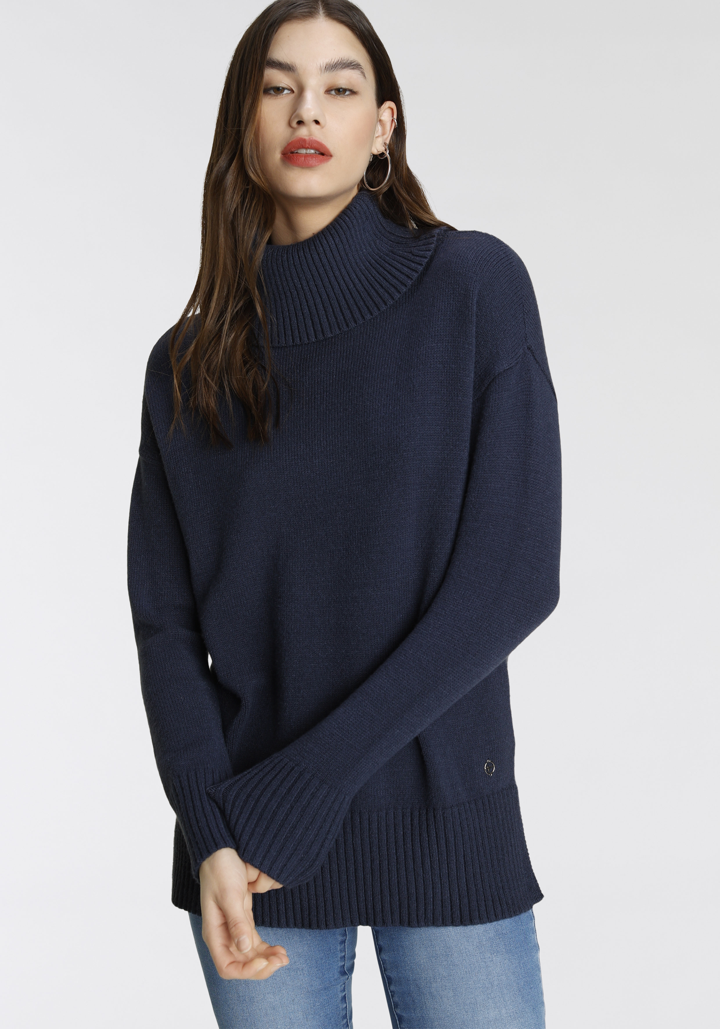 Rollkragenpullover, mit Rippdetails