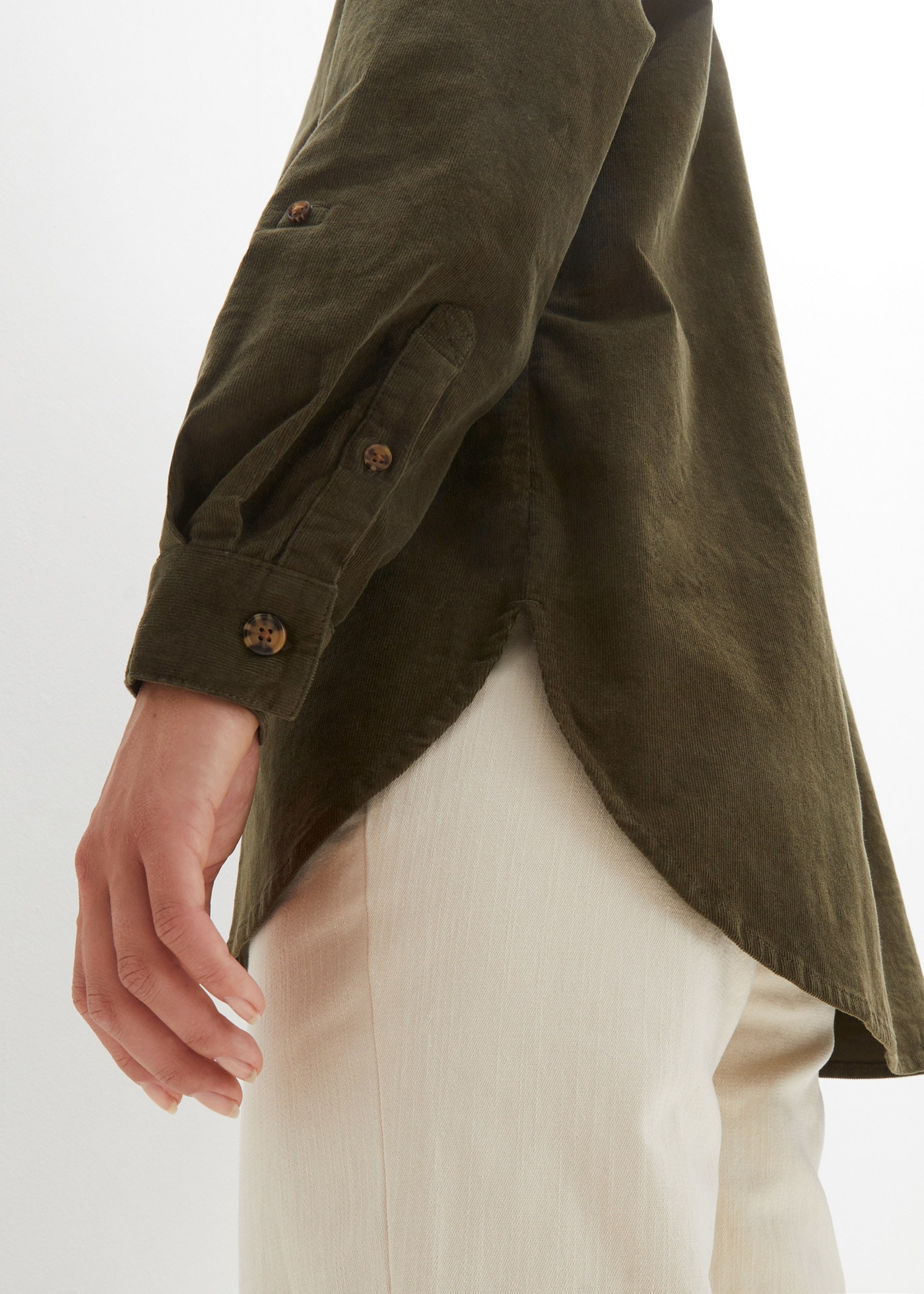 bonprix Langarmbluse »Cord-Hemd mit Seitenschlitz« Cord-Hemd mit Seitenschlitz