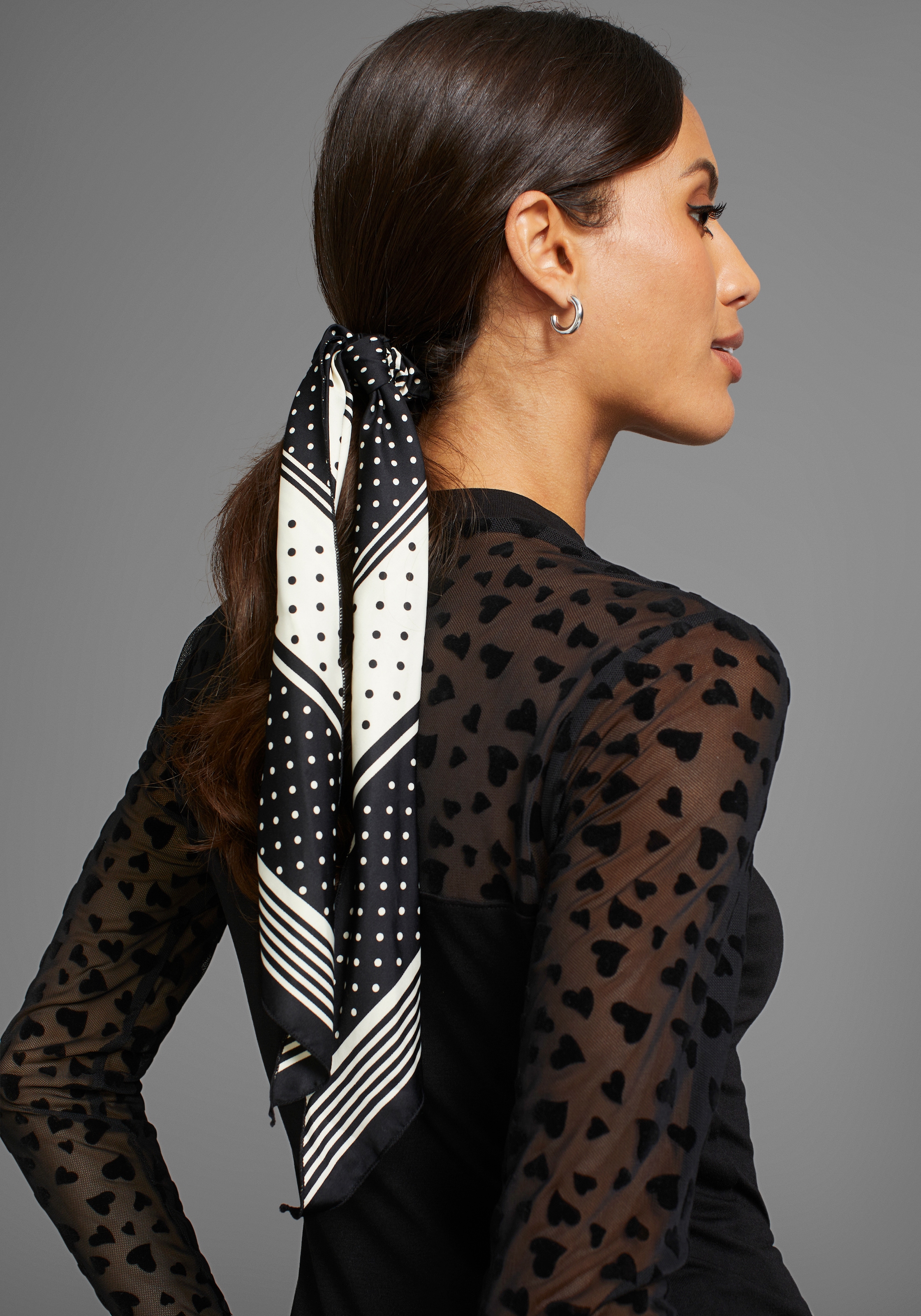 Laura Scott Langarmshirt, mit verspieltem Mesheinsatz