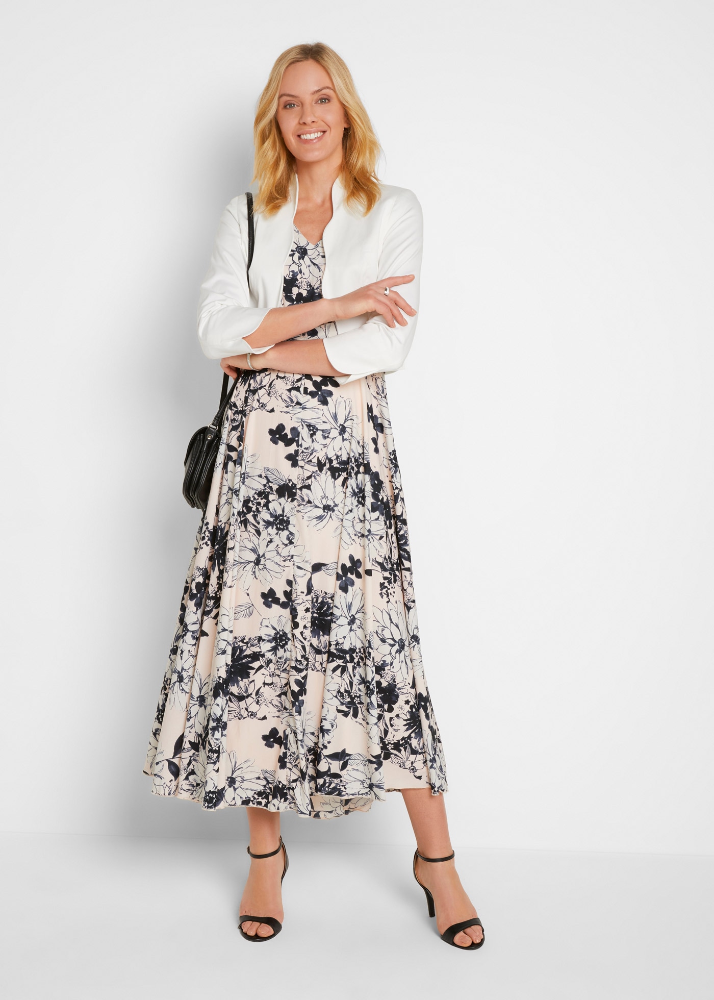 bonprix Boleroblazer elegante Wellenkante, aus Baumwolle und Elasthan, Slim fit