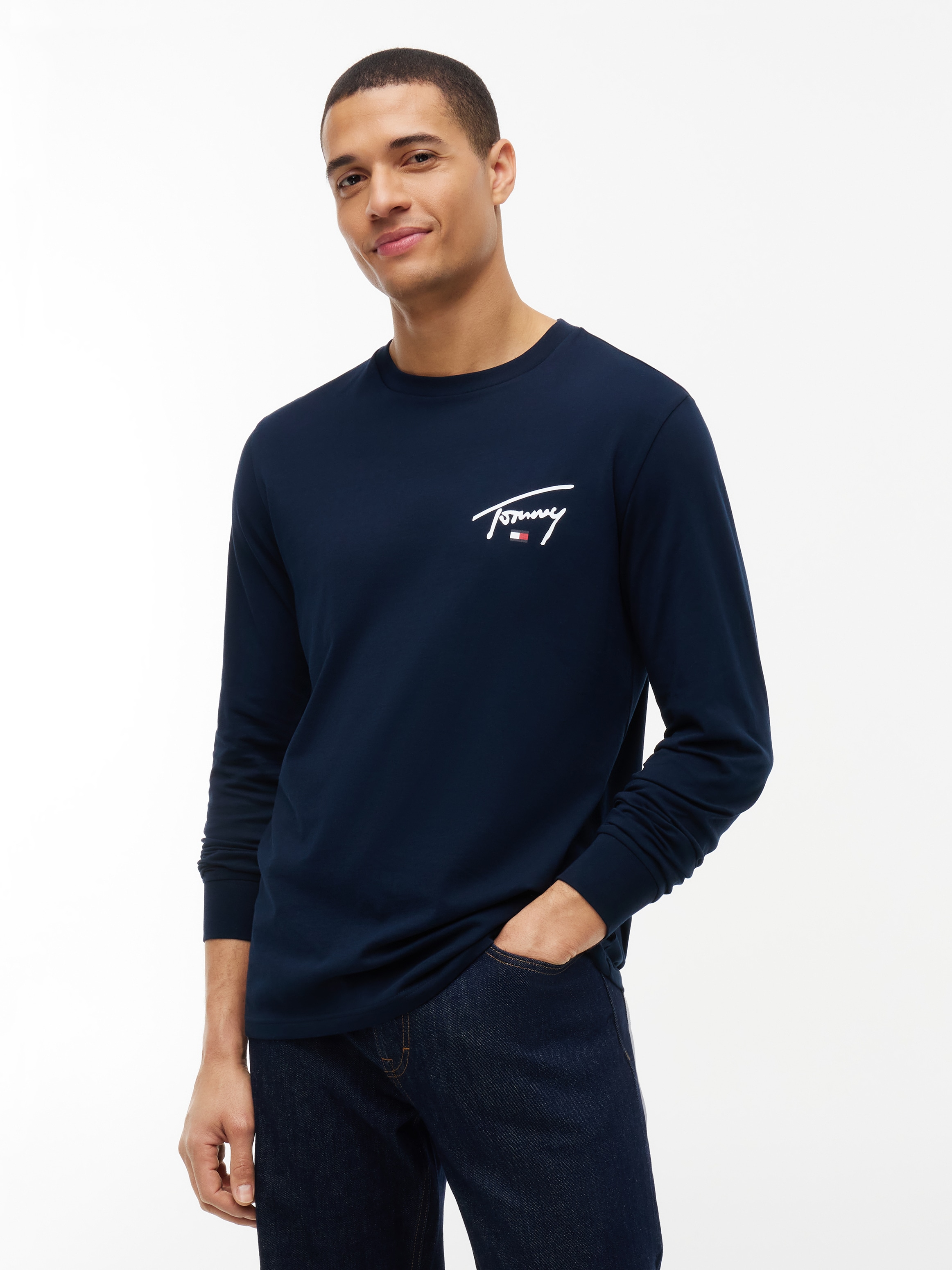 Image of Tommy Jeans Langarmshirt "SLIM SIGNATURE CHEST TEE" Slim fit mit Rundhalsausschnitt