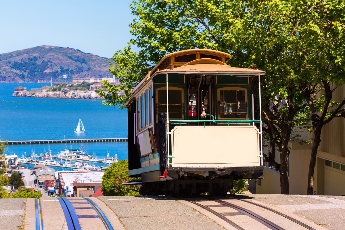 Image of Papermoon Fototapete "Seilbahn San Francisco"