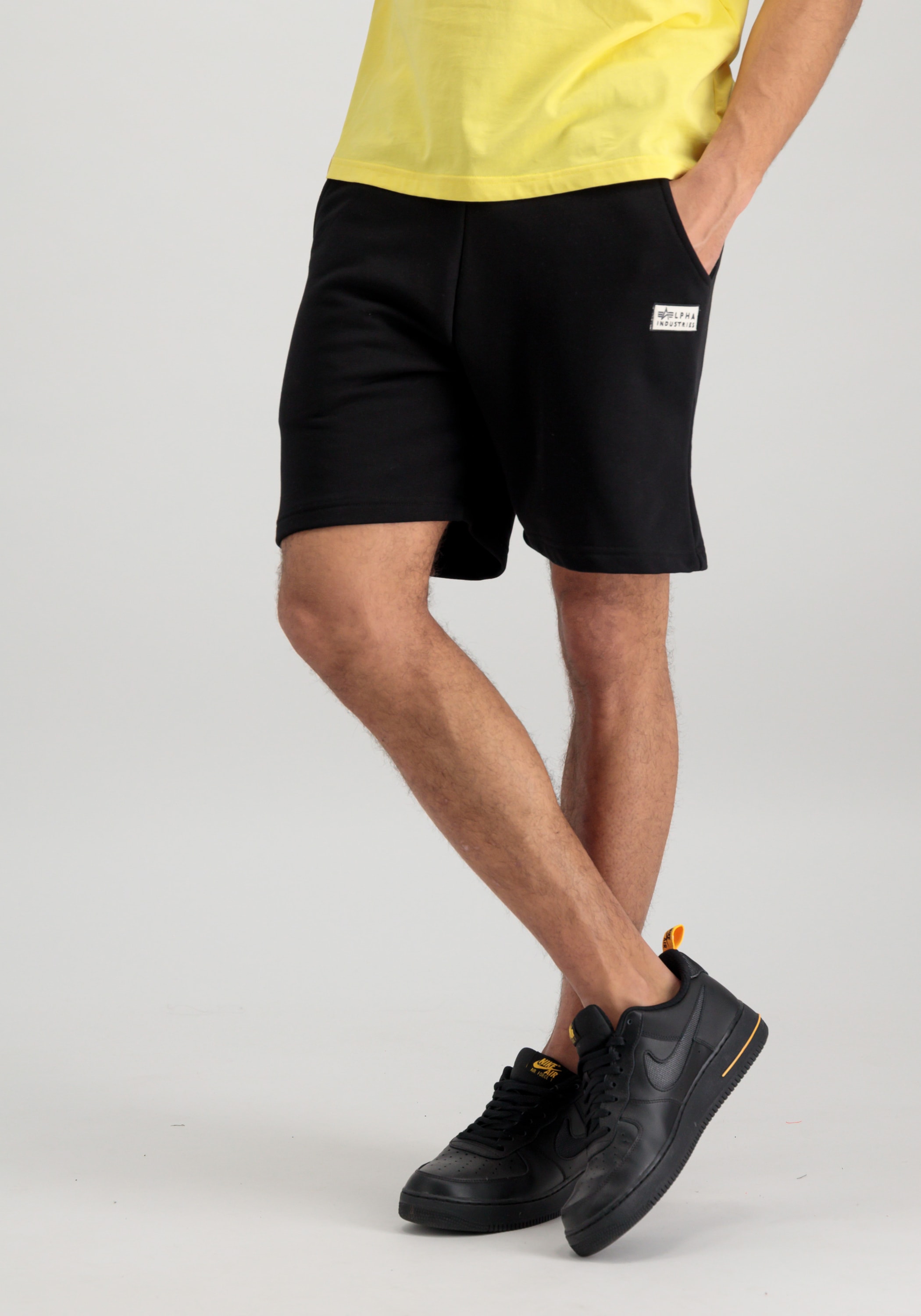 Alpha Industries Sweatshorts »ALPHA INDUSTRIES Men - Shorts Organics Jogger Short«