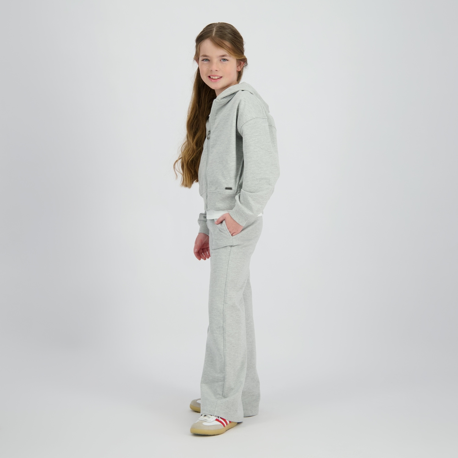 Vingino Pantalon sweat  avec jambe évasée et élastique, pour filles