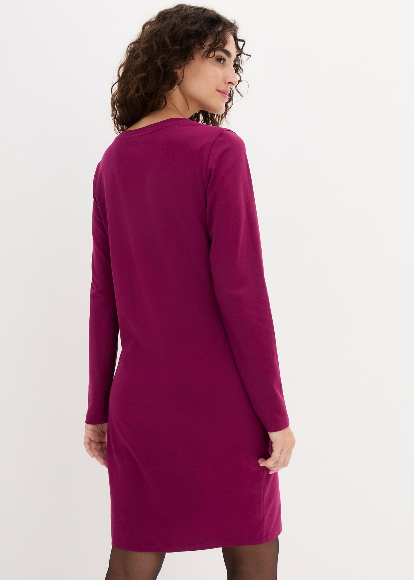 bonprix Robe en jersey »Figurbetontes Jerseykleid (2er Pack)« Packung, 2 cuis tlg. für Alltag, schmale Passform, aus Baumwollmischung, kniefrei