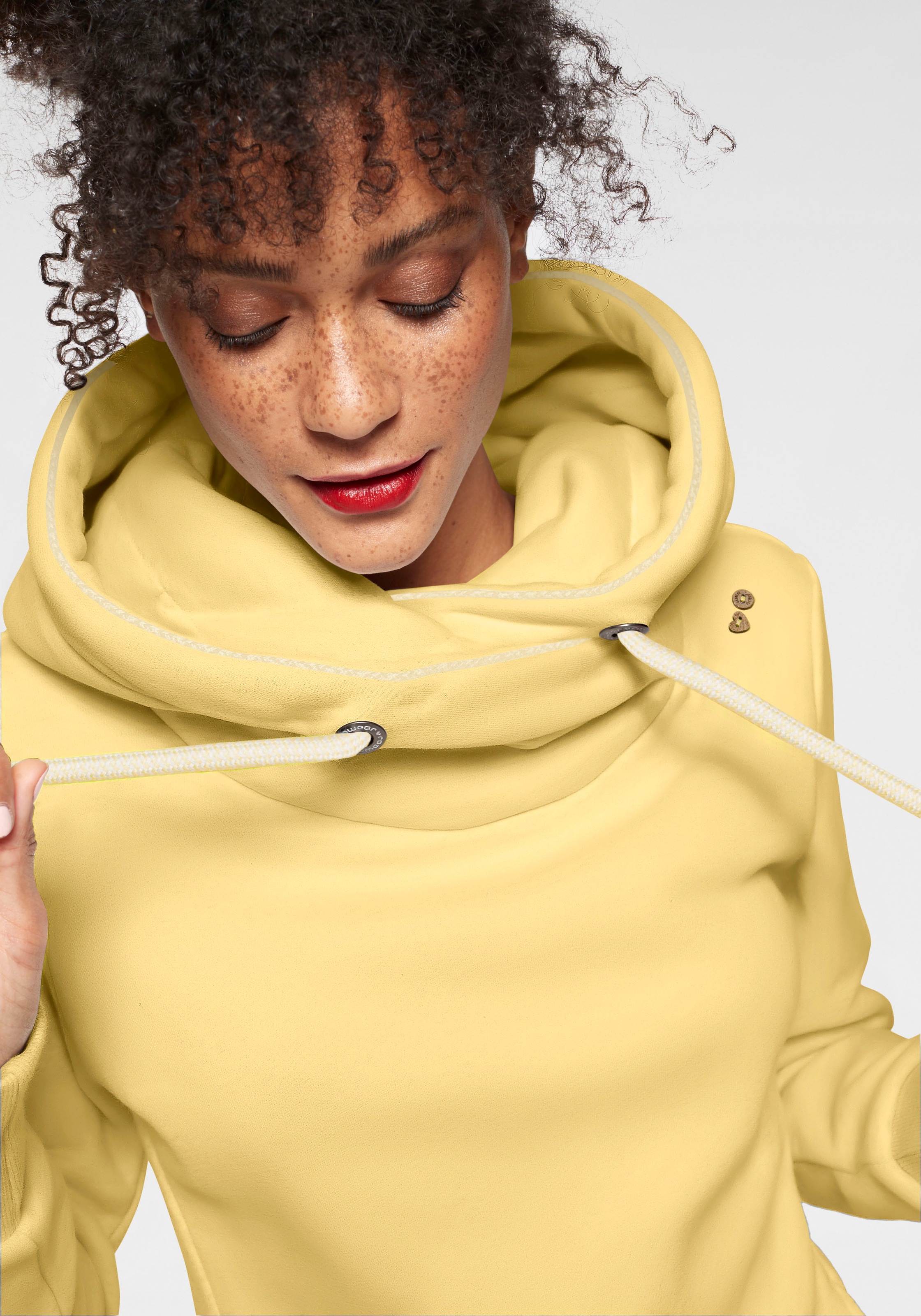 Ragwear Kapuzensweatshirt »GRIPYBUTTON«, Sweater mit rustikalen Kordel-Akzenten
