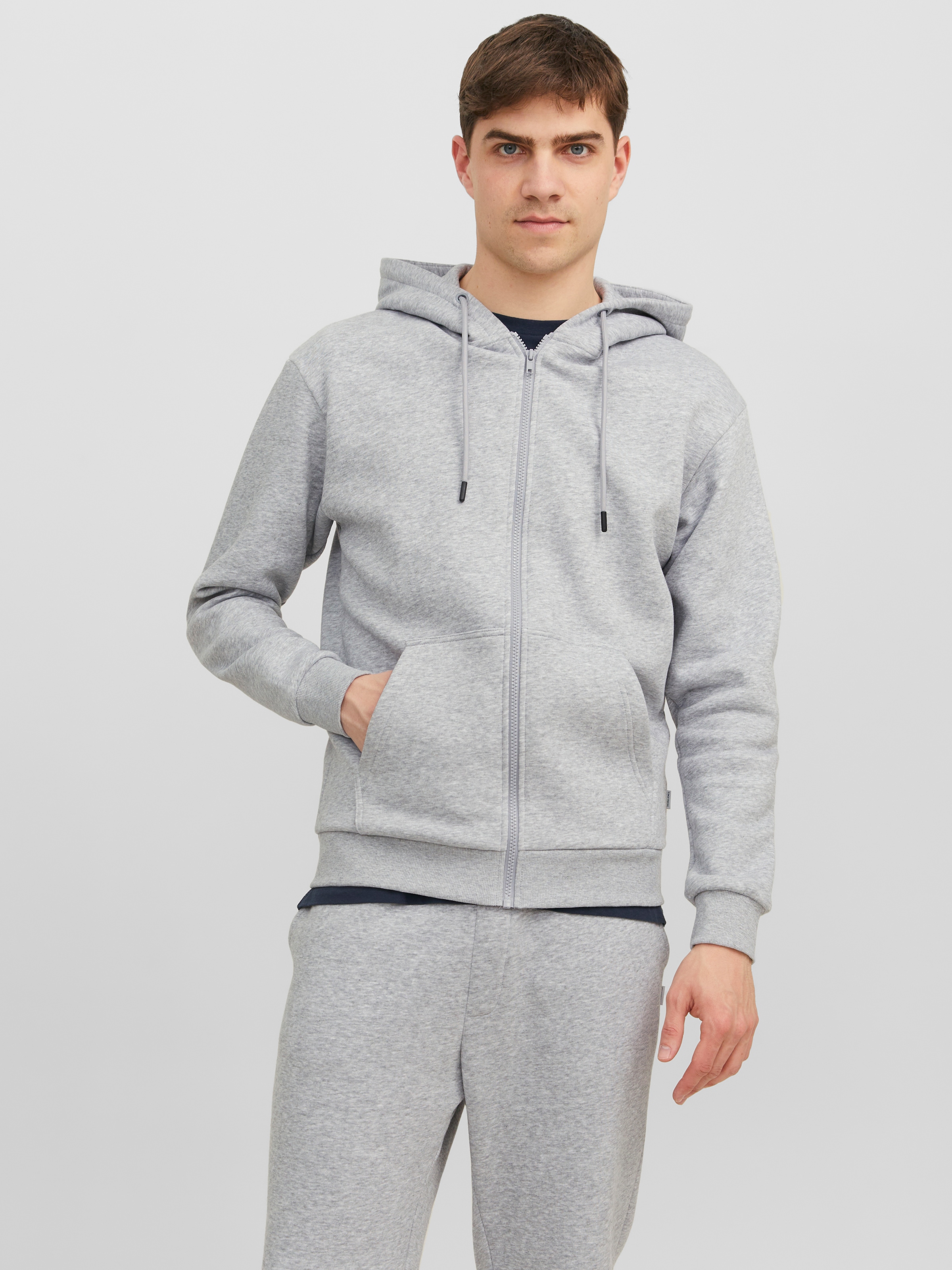 Jack & Jones Sweat à capuche »JJEBRADLEY mit Kapuze, ideal für kalte Jahreszeit« Materialmix, relaxed fit