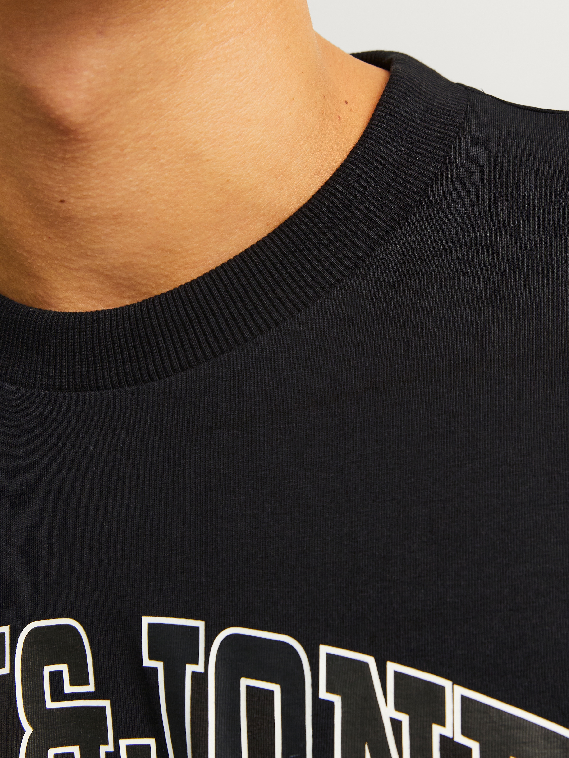 Jack & Jones Rundhalsshirt »JJECALEB VARSITY TEE SS O-NECK NOOS«