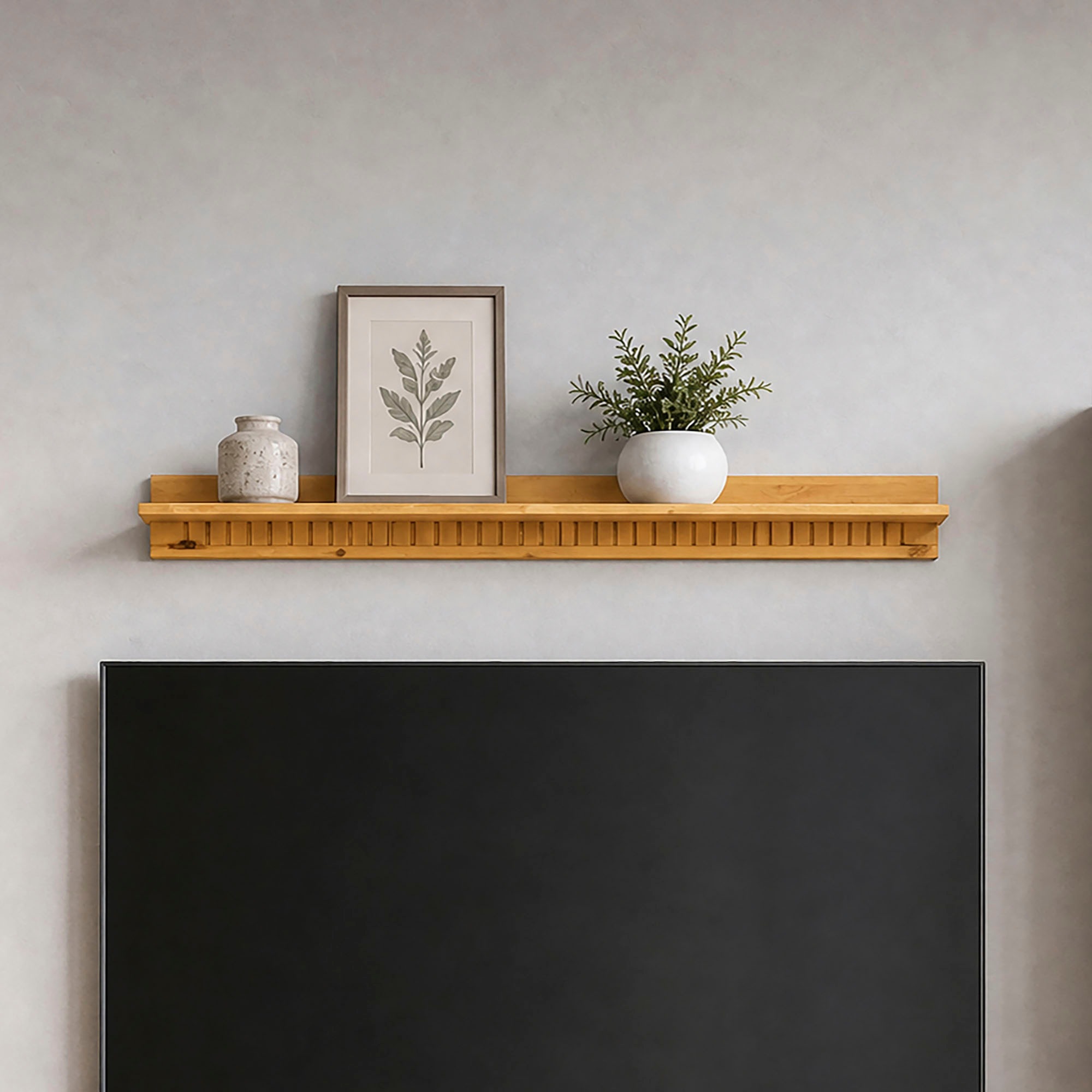 Image of GOODproduct Wandboard "Lisa" aus schönem massivem Kiefernholz, in unterschiedlichen Farbvarianten