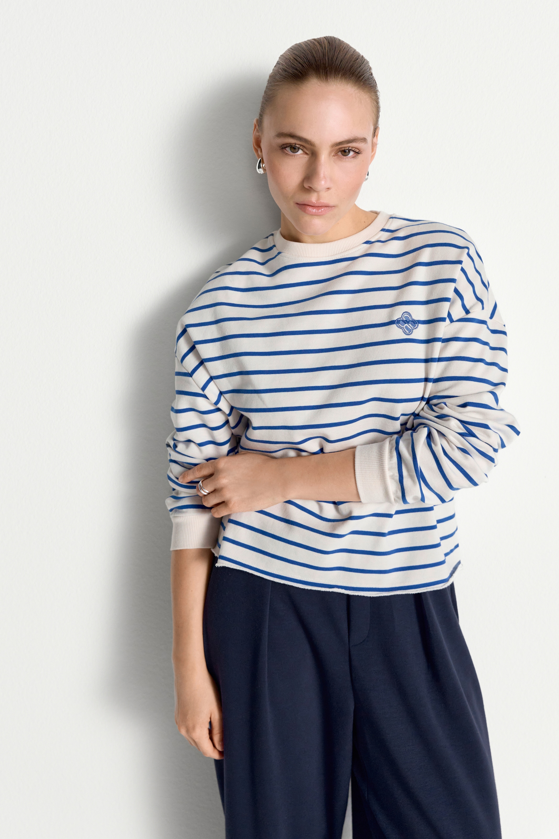 Image of RICHROYAL Sweatshirt, im dezenten oversized Look, mit Bruststickerei