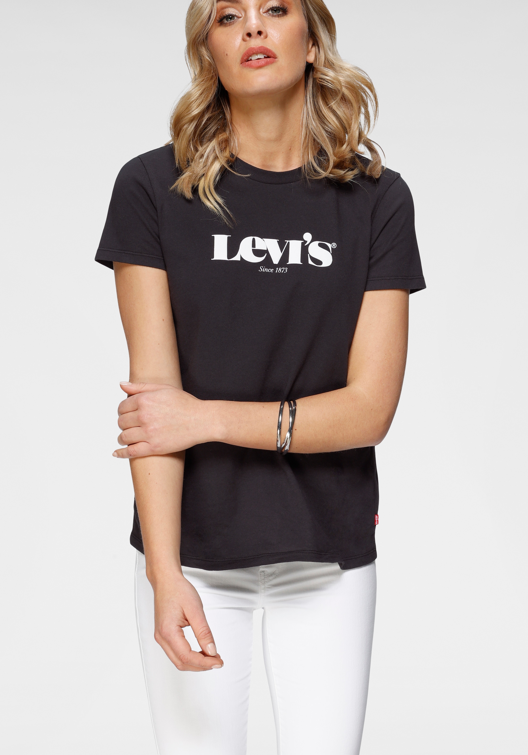 Image of Levi's® Rundhalsshirt »The Perfect Tee«, mit Marken-Schriftzug auf der Brust bei Ackermann Versand Schweiz