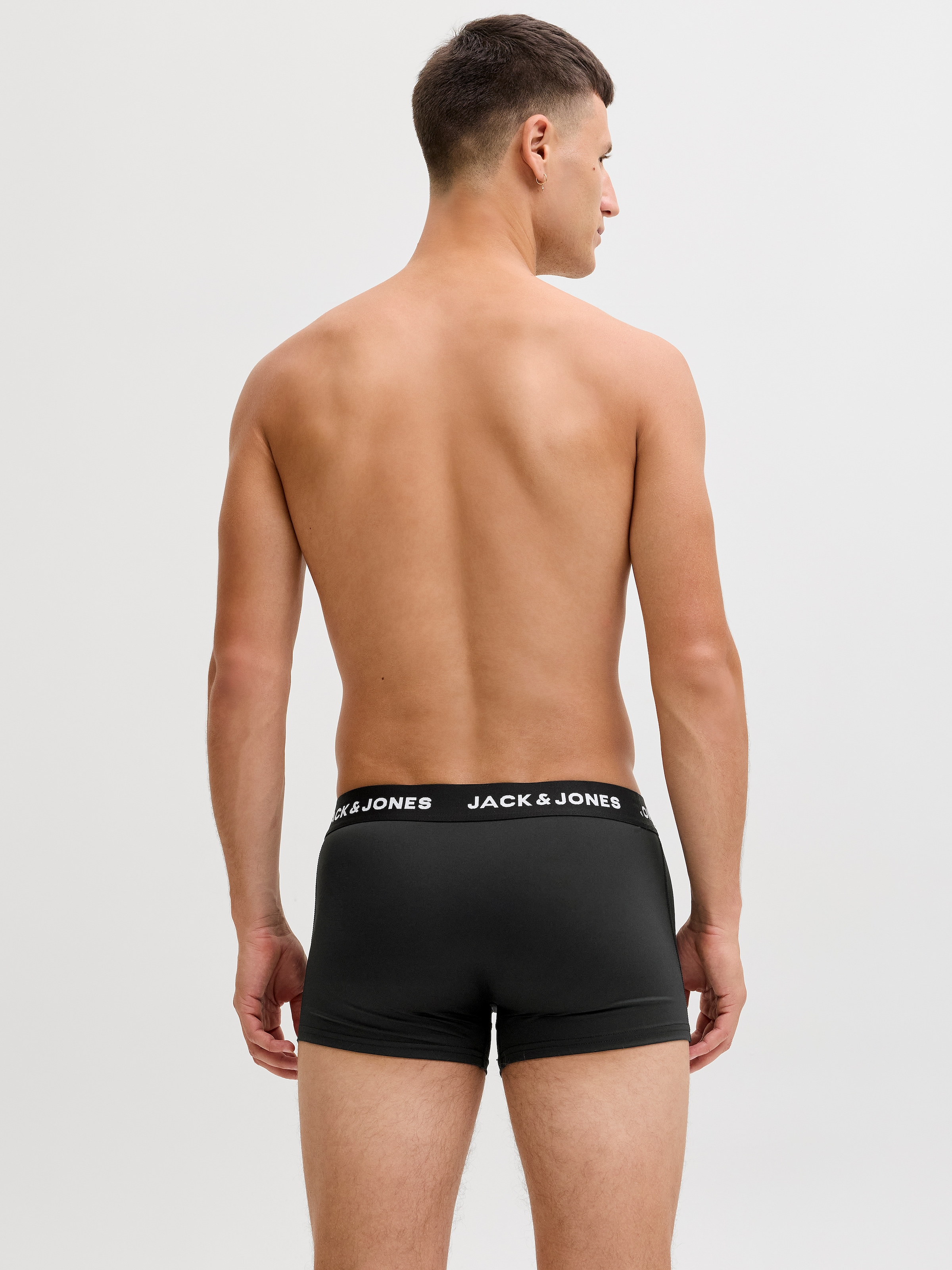 Jack & Jones Boxers »JACBASE Microfiber mit Gummibund, perfekter Passform, im 3er-Pack«, 3 cuis eng anliegend, Single Jersey, Polyester