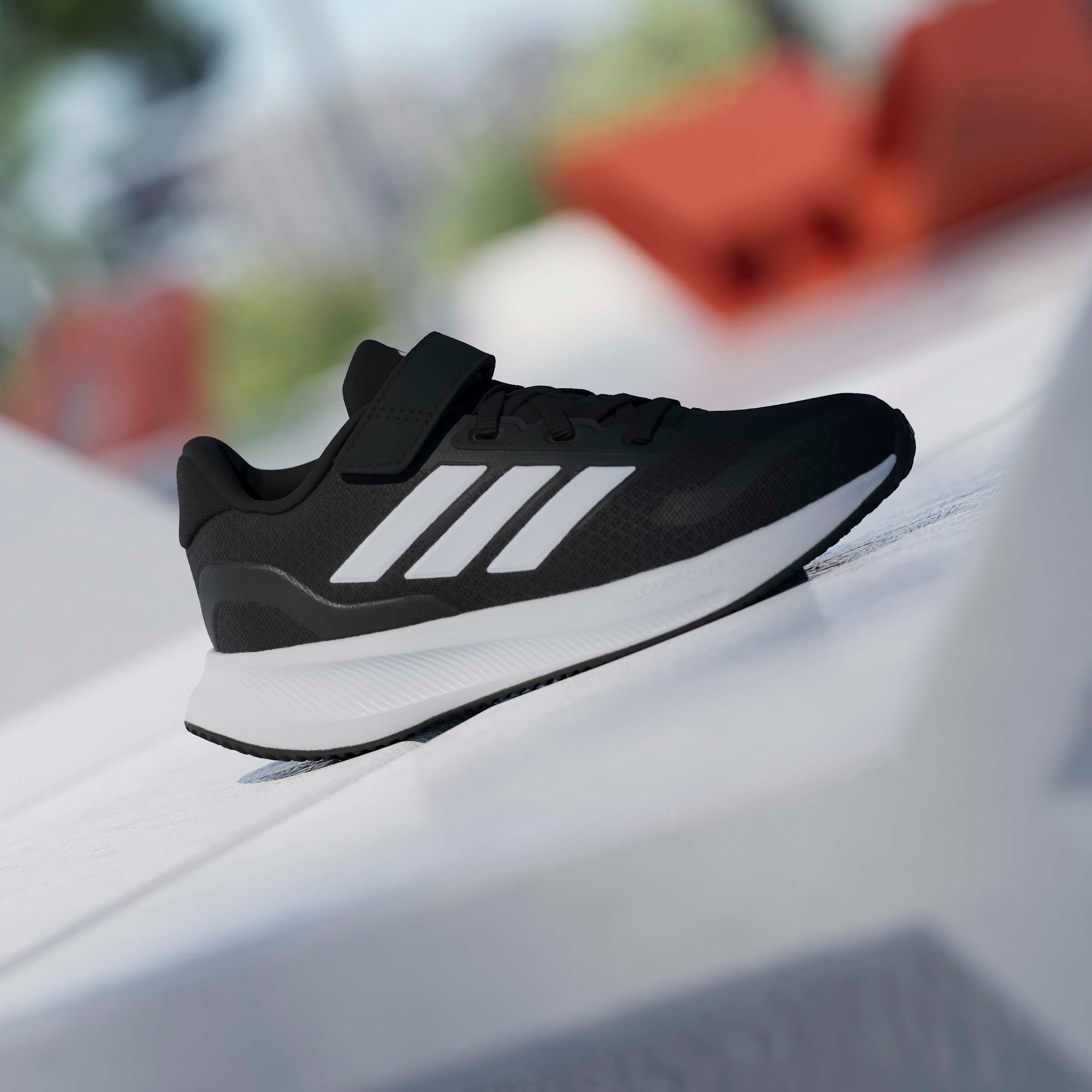 adidas Sportswear Chaussure de course »RUNFALCON 5 KIDS«  mit Klettverschluss, für Kinder