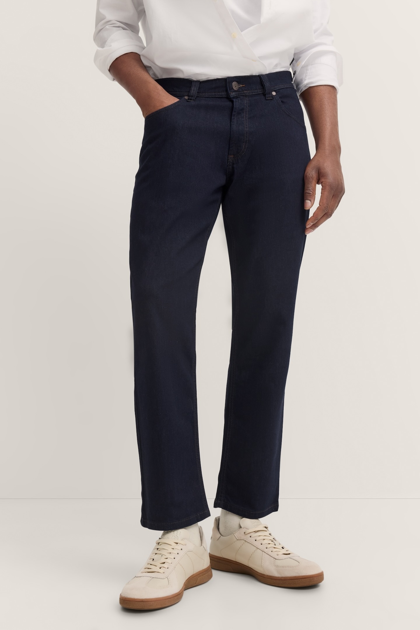 Image of bugatti 5-Pocket-Jeans "Regular Fit" aus Authentic Denim mit Stretch-Komfort
