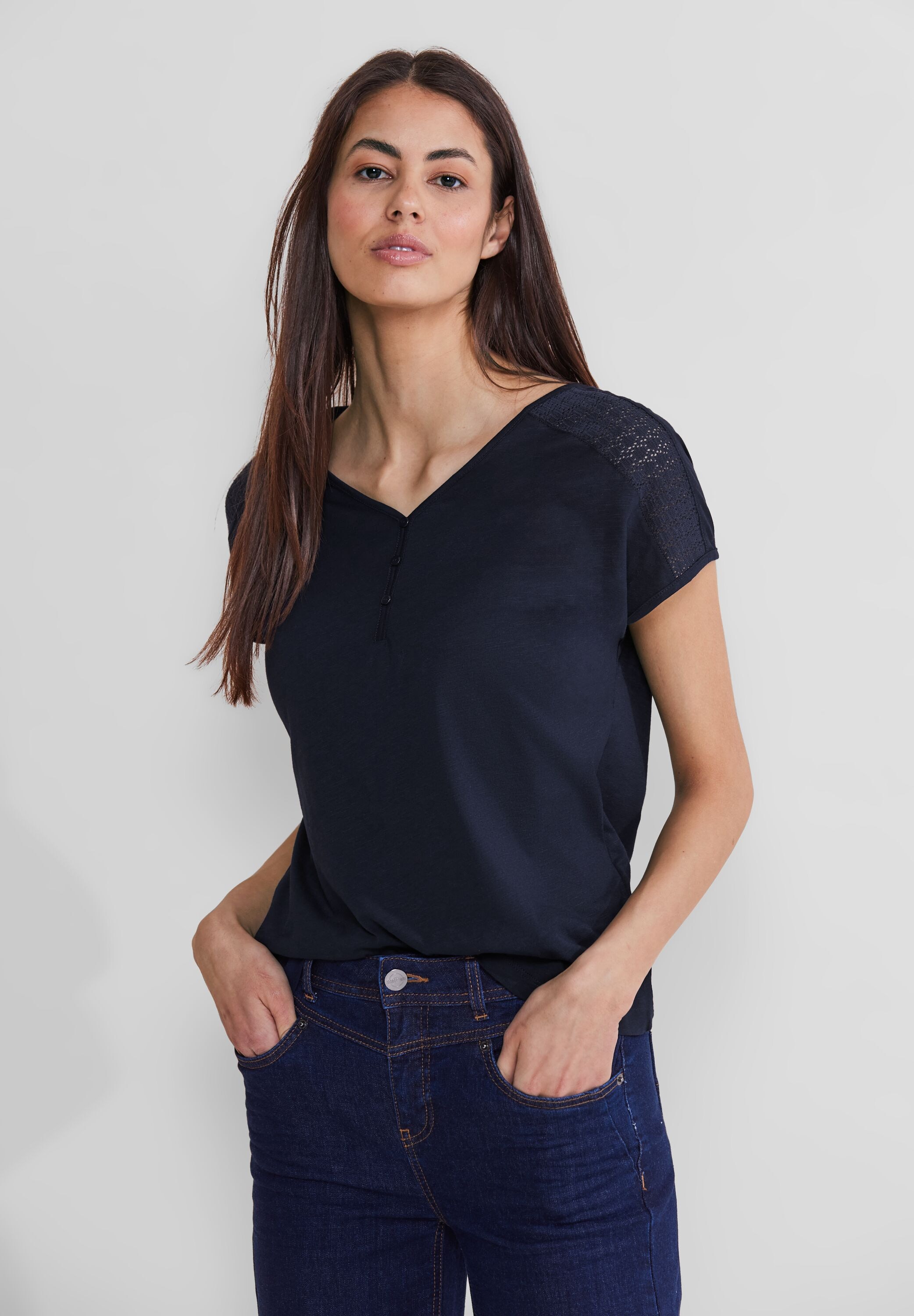 STREET ONE Shirttop, mit Spitzendetail