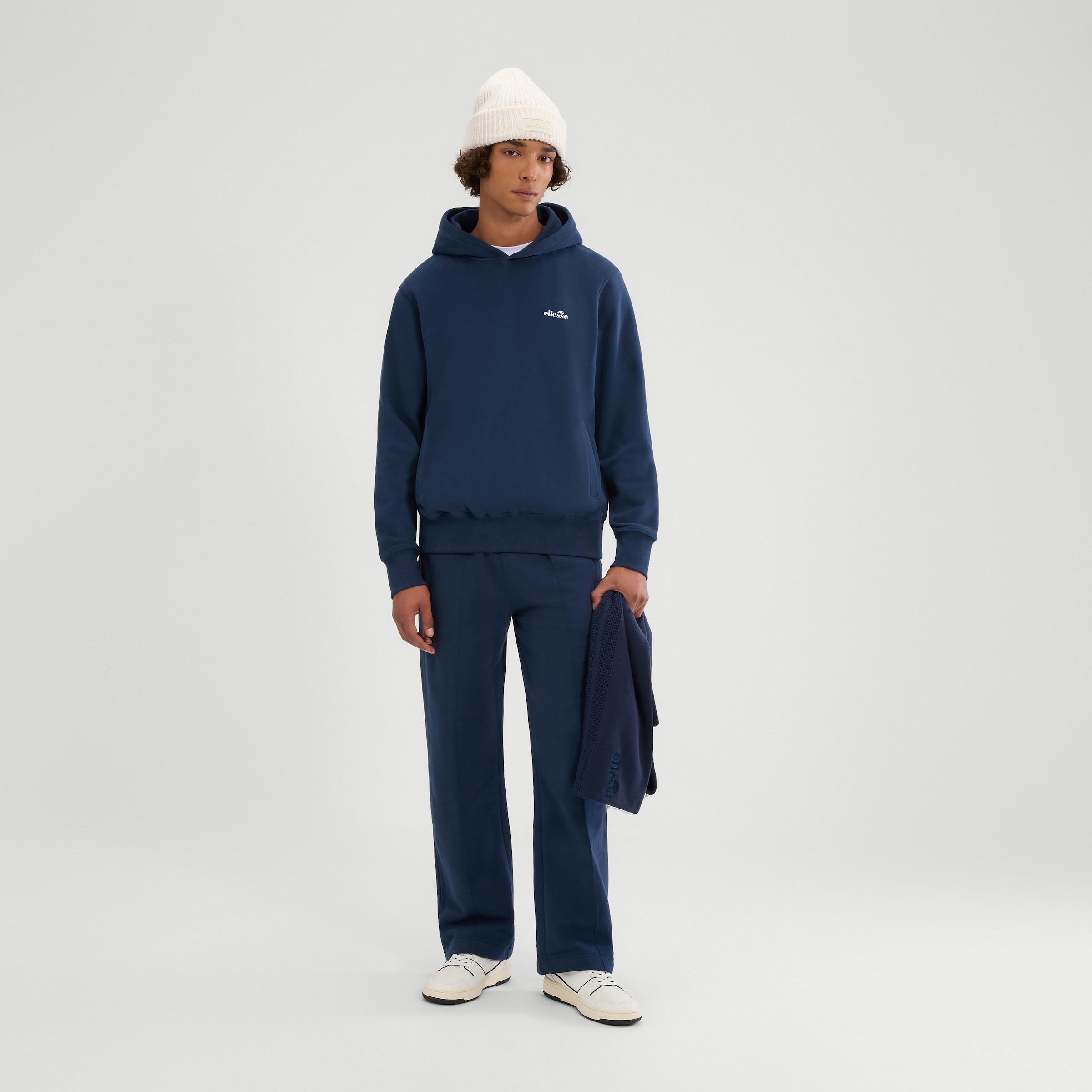 Ellesse Kapuzensweatshirt »MADONE OH HOODY«, sportliche Passform, für sportliche Anlässe
