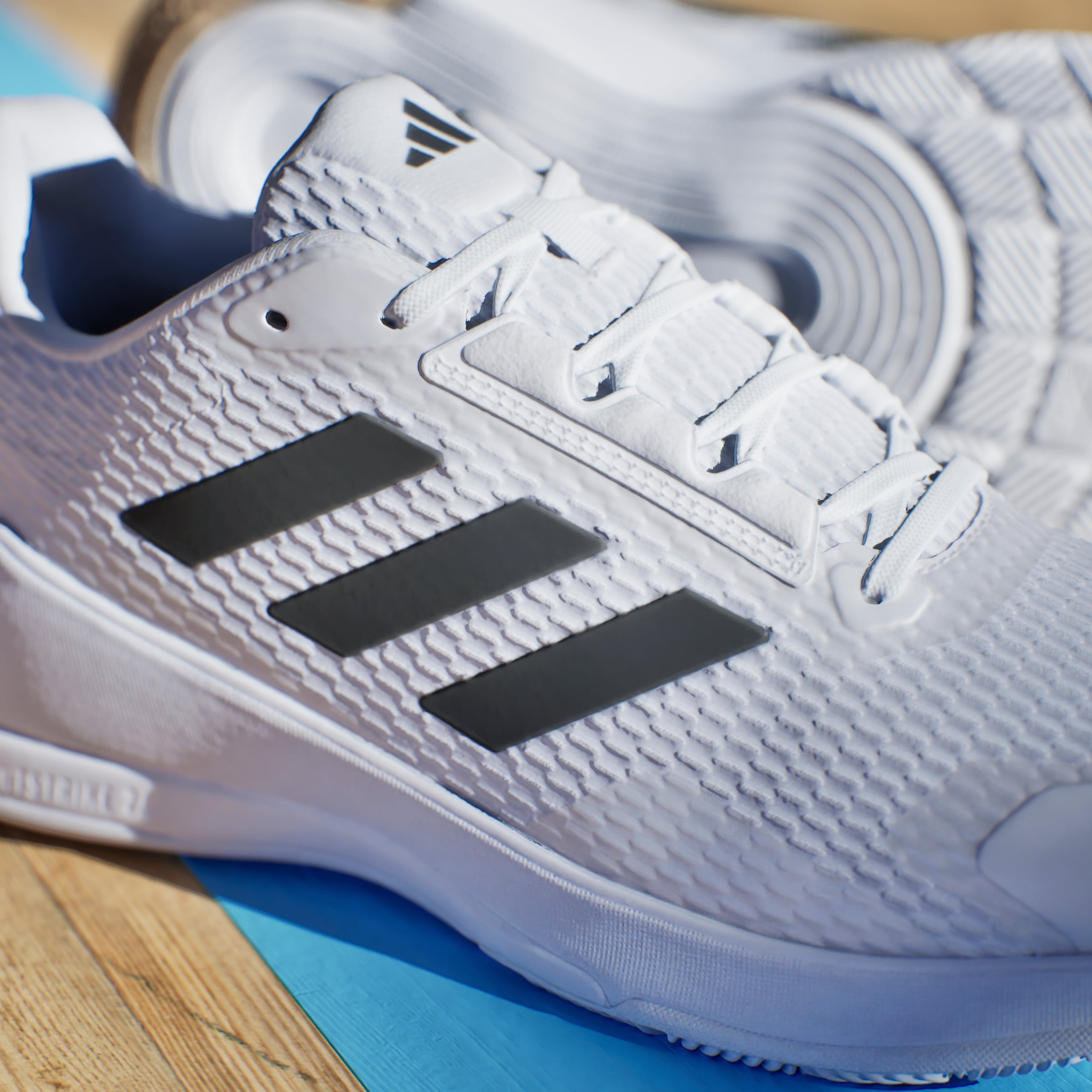 adidas Performance Indoorschuh »NOVAFLIGHT 2 INDOOR«, besonders geeignet für Volleyball