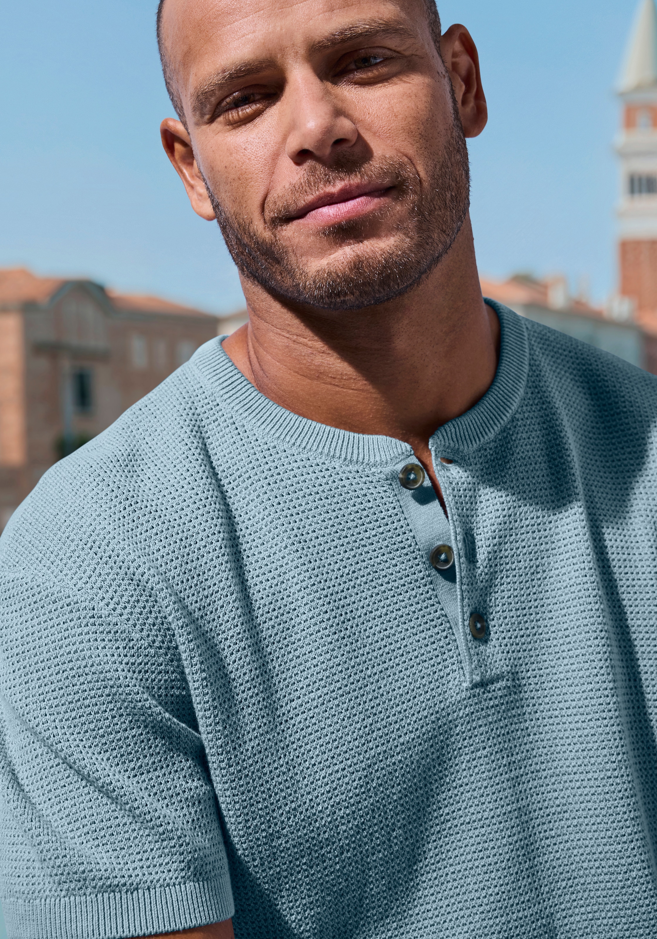 John Devin Kurzarmshirt »- Strickshirt« Rundhalsausschnitt mit kleiner Knopfleiste