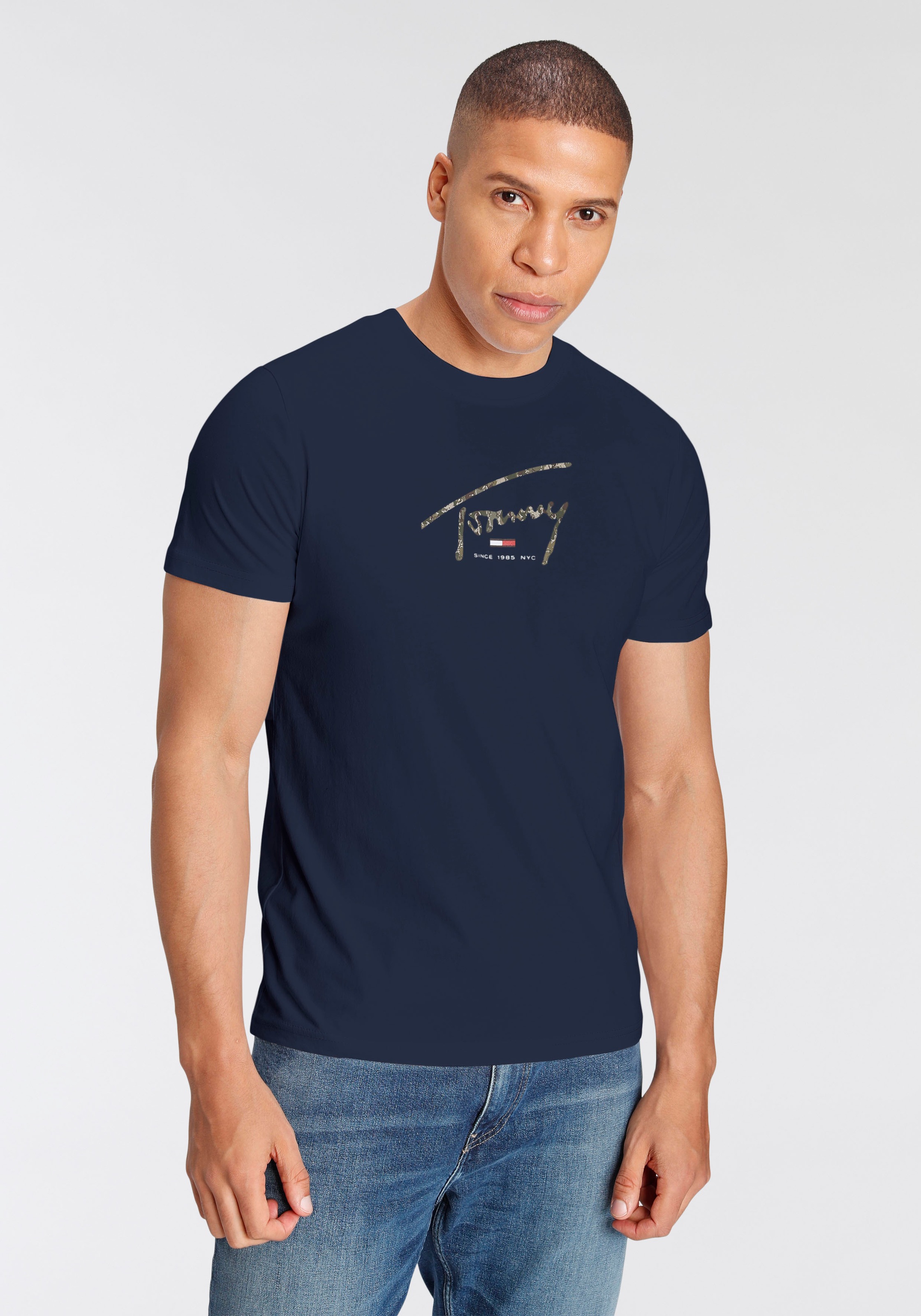 Image of Tommy Jeans T-Shirt »TJM HAND WRITTEN LINEAR LOGO TEE« bei Ackermann Versand Schweiz