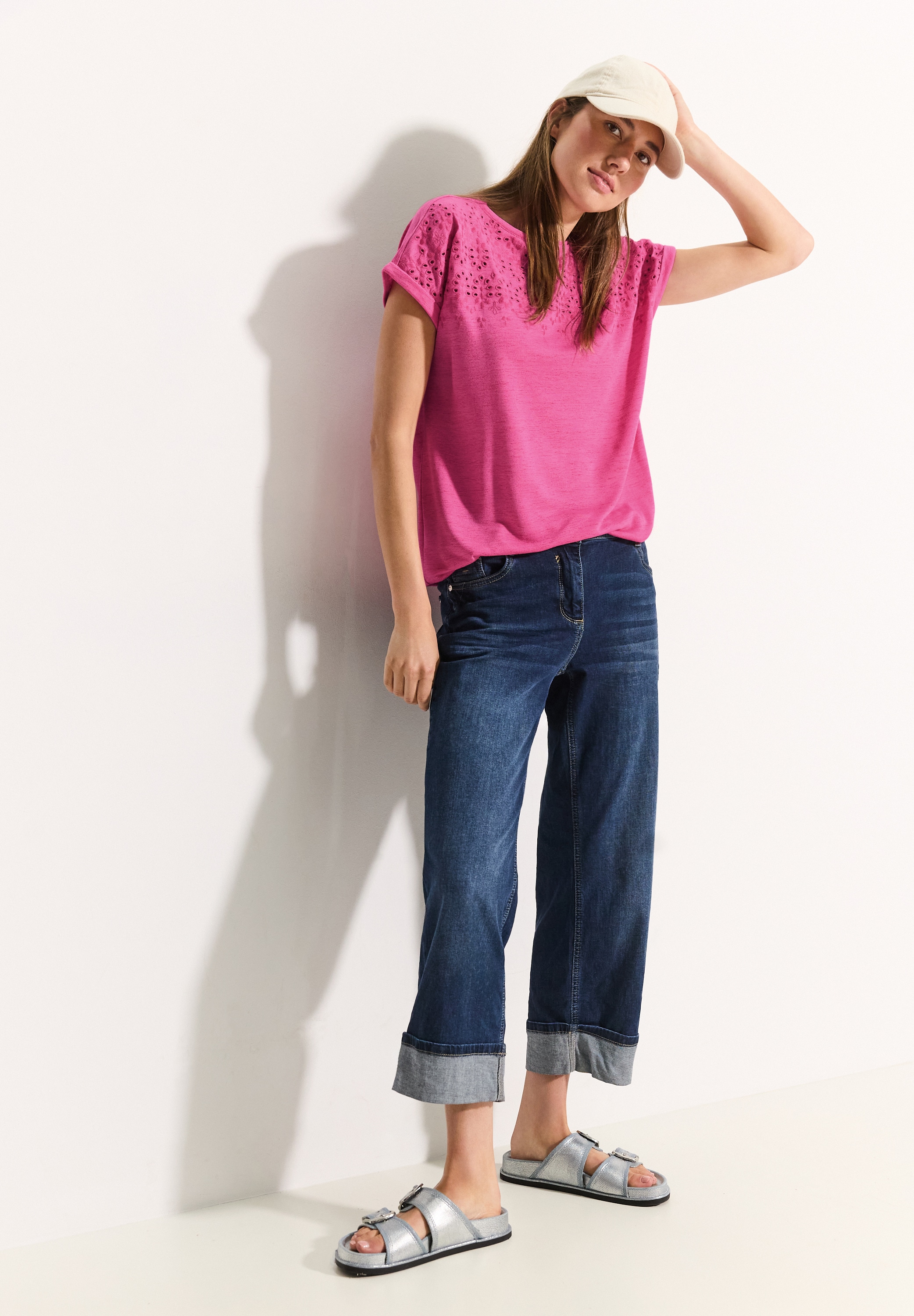 Cecil Kurzarmshirt mit Lochstickerei