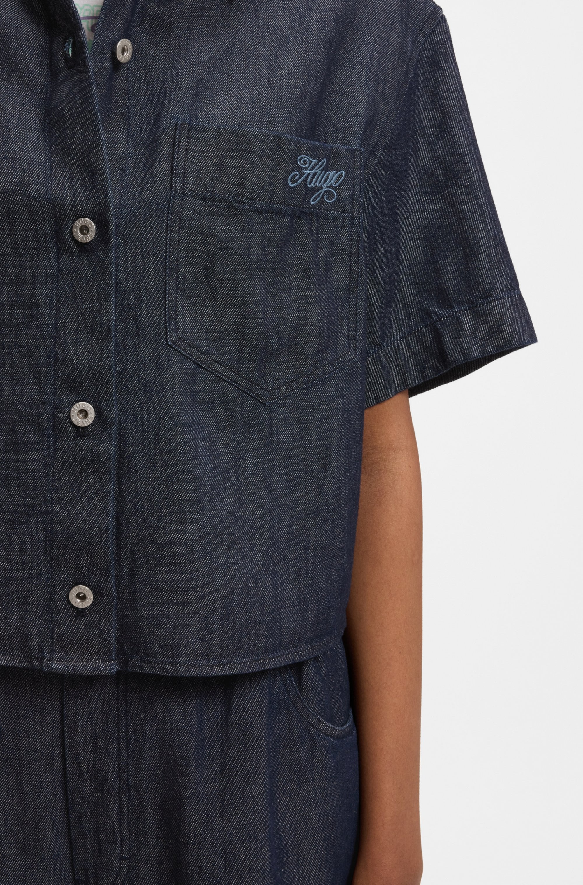 HUGO Blouse chemise »Erynn« coupe boxy en denim estival