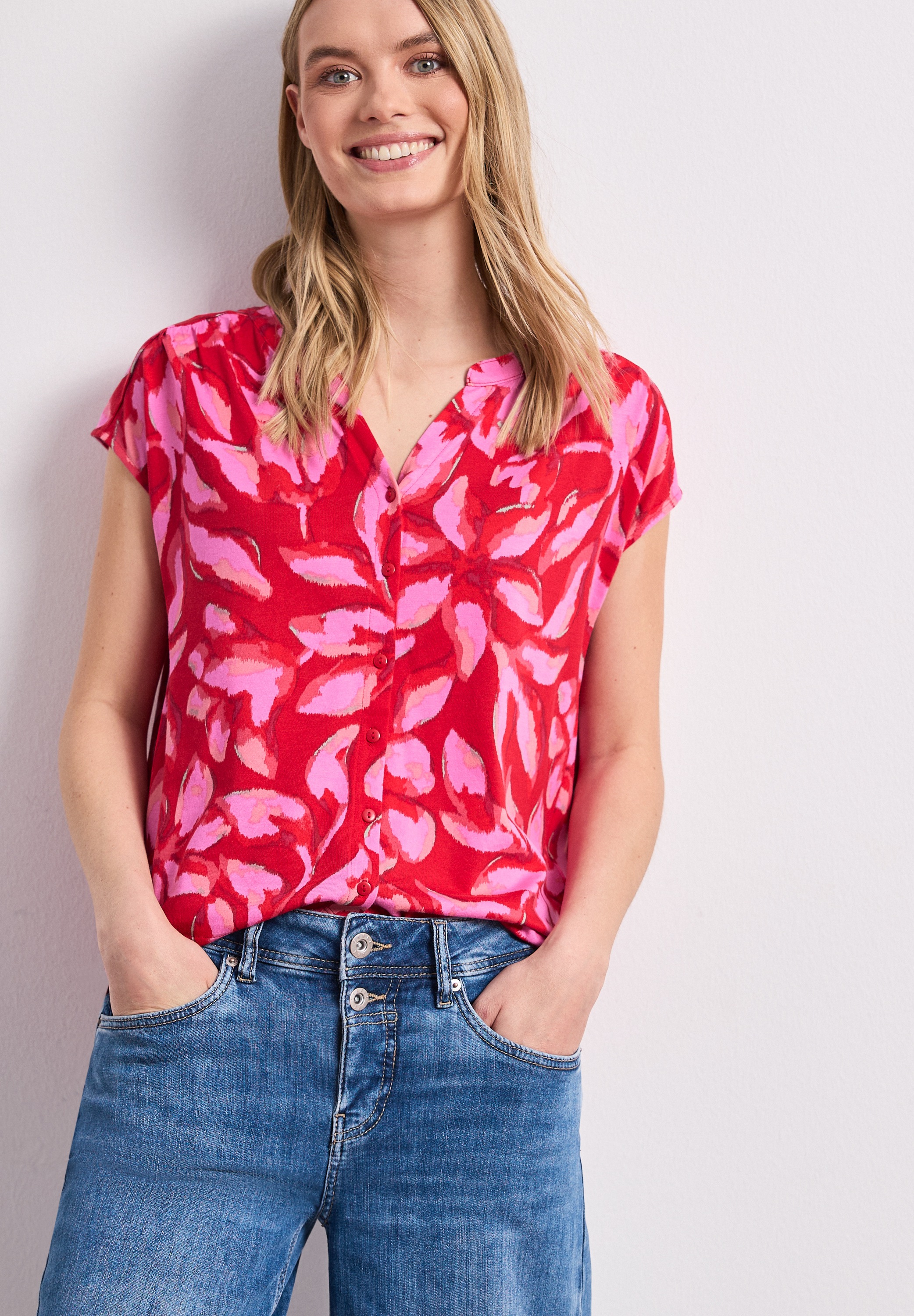 Image of STREET ONE Shirttop Sommershirt im floralem Look und mit Knopfleiste