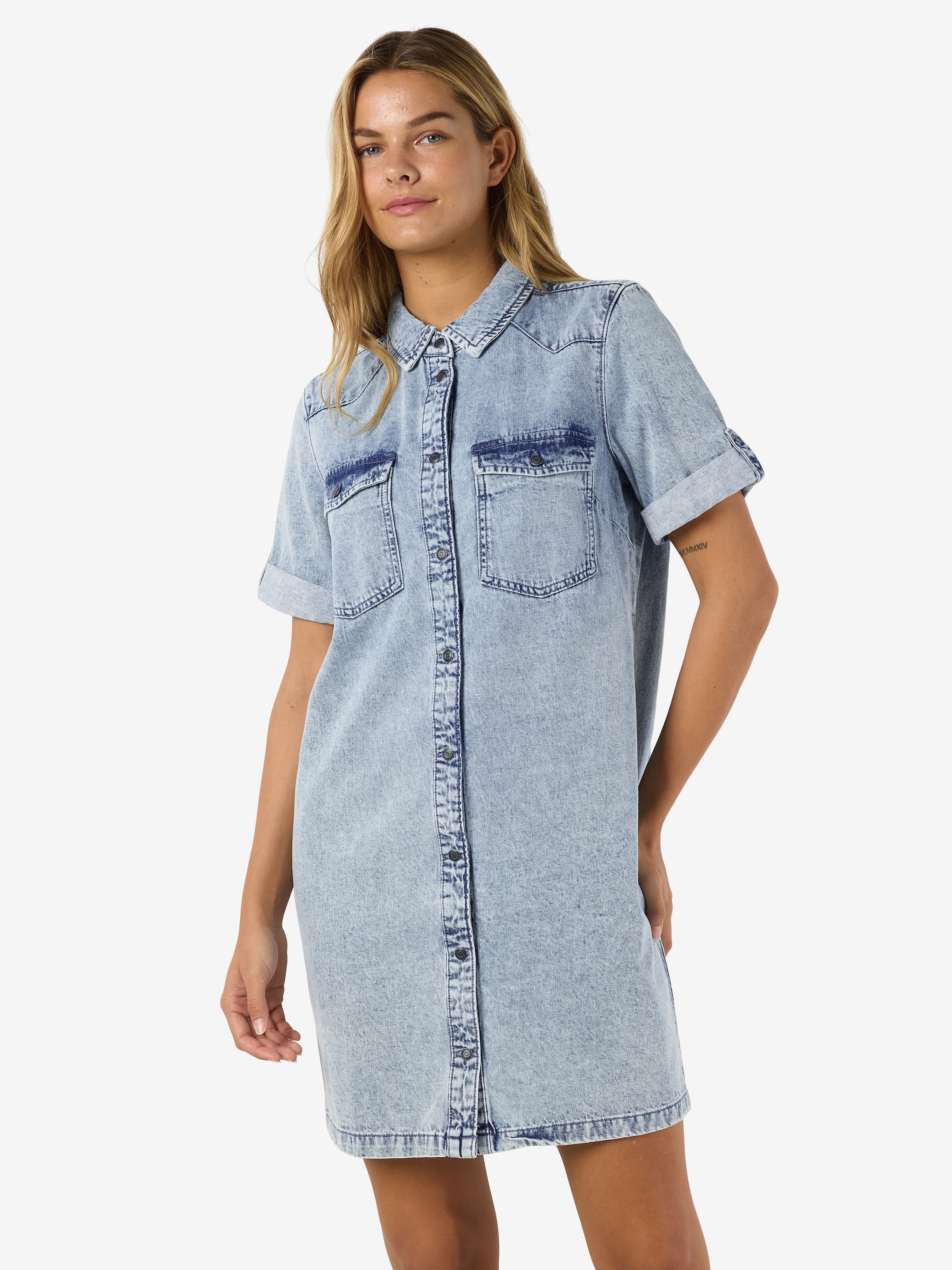 Image of Noisy may Jeanskleid "NMNEW SIGNE S/S DENIM DRESS VI003LB NOOS" Brusttaschen