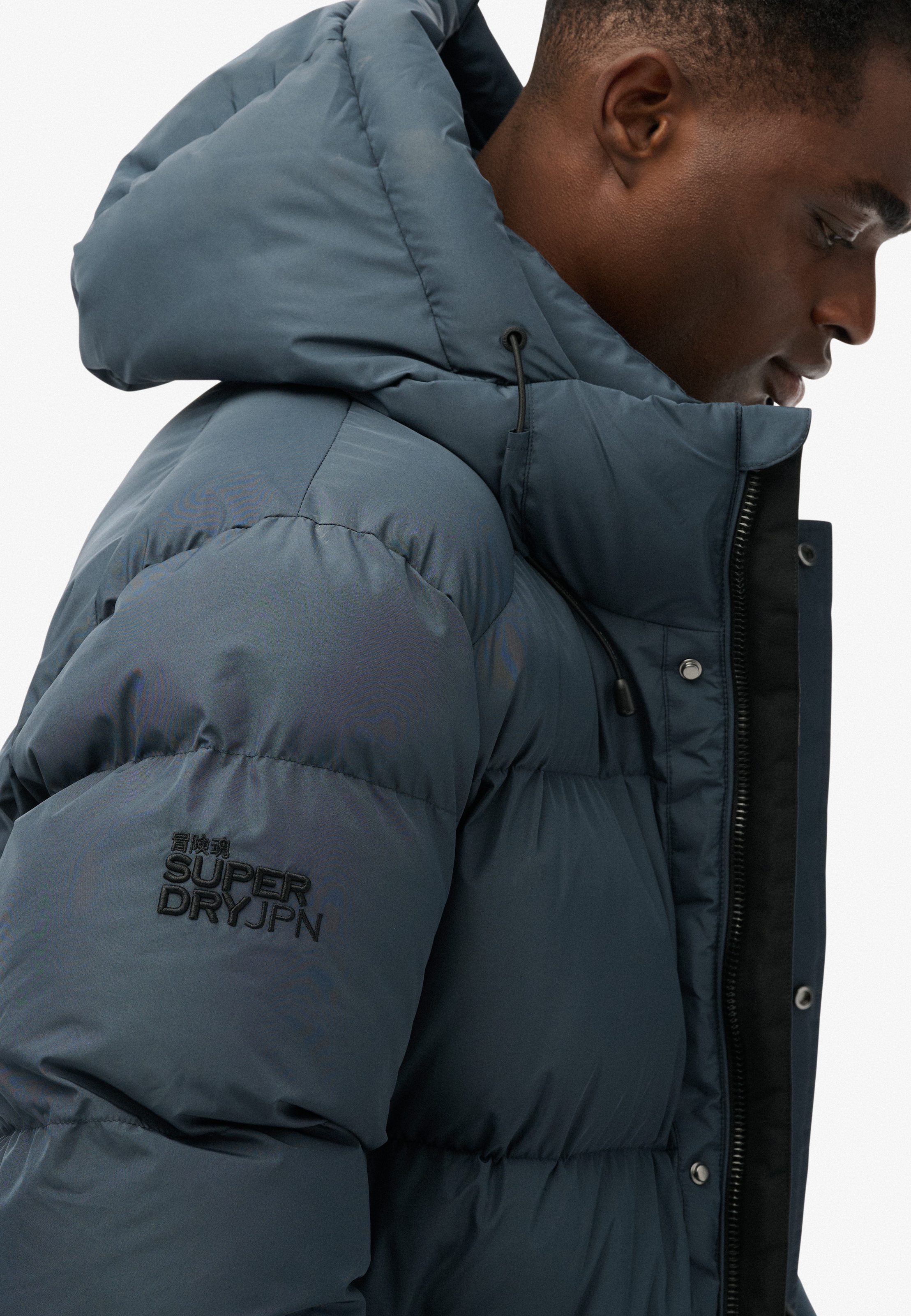 Superdry Steppjacke »HOODED SPORTS PUFFER MID JKT« mit Kapuze Kunstfaser, relaxed fit