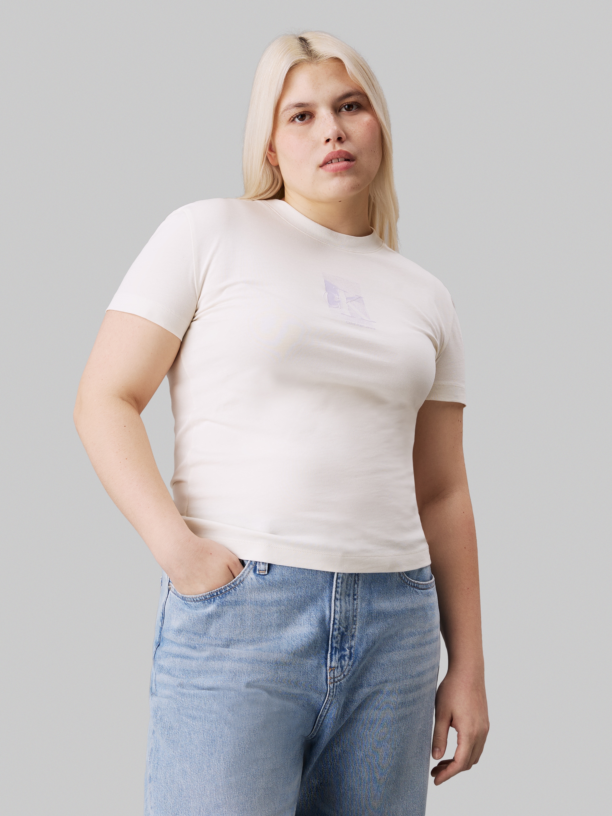 Calvin Klein Jeans Plus T-Shirt »PLUS DIFFUSED CK REGULAR TEE«, in Grossen Grössen und mit Logomarkenlabel