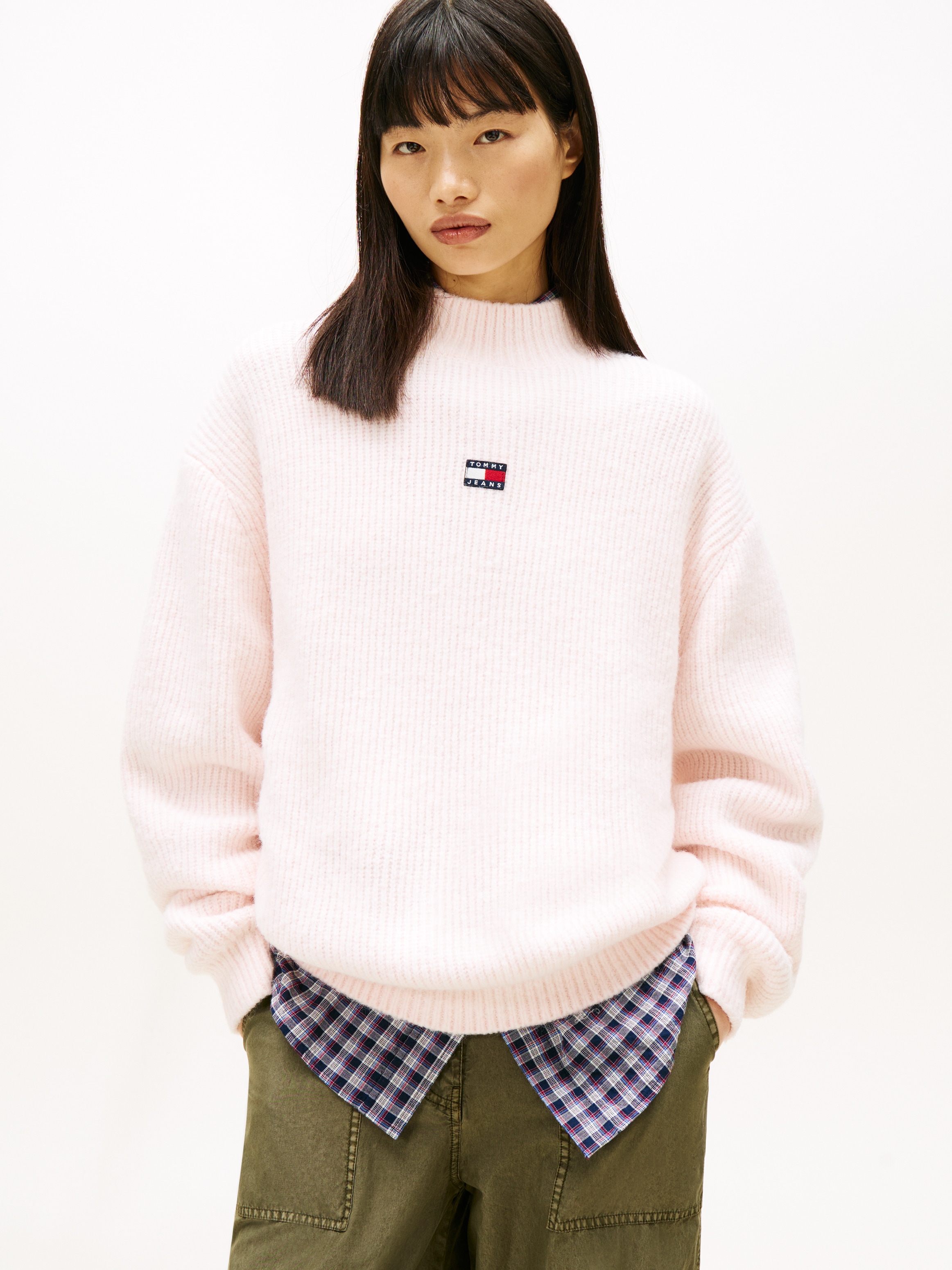 Image of Tommy Jeans Strickpullover "TJW MOCKNECK BADGE SWEATER EXT"