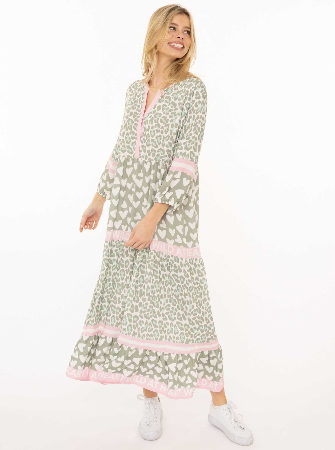 Image of Zwillingsherz Maxikleid ""Leo Love"" Ohne Taschen Mustermix: Leo und Herzen, Knopfleiste und 3/4 Arm