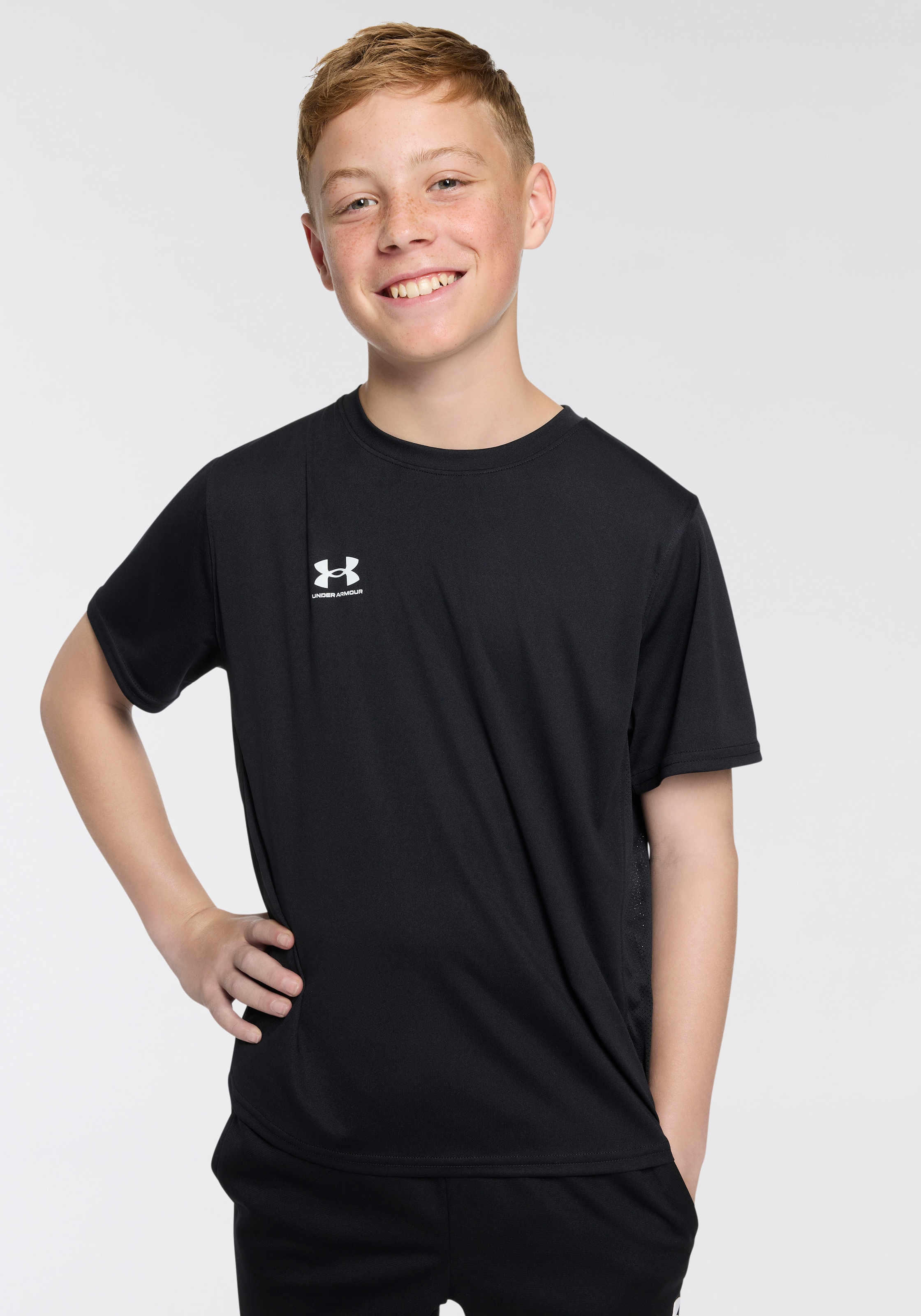 Image of Under Armour T-Shirt "CHALLENGER" mit Rundhalsausschnitt, Kurzarm, normale Länge, gerader Abschluss