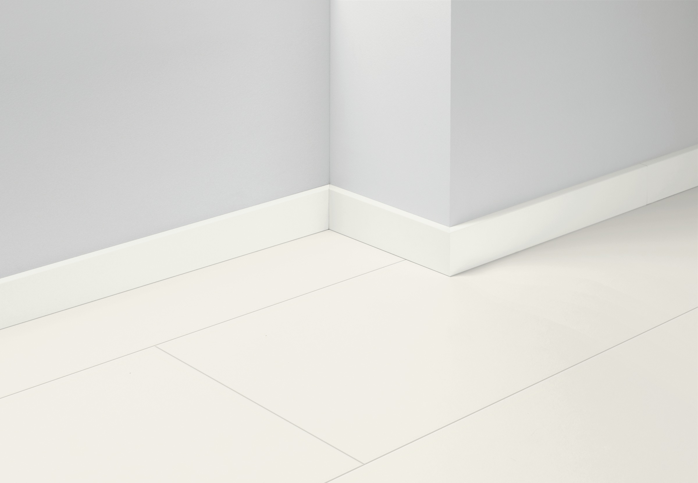 Image of PARADOR Sockelleiste »SL 18 Uni Weiss glänzend Dekor D003« bei Ackermann Versand Schweiz