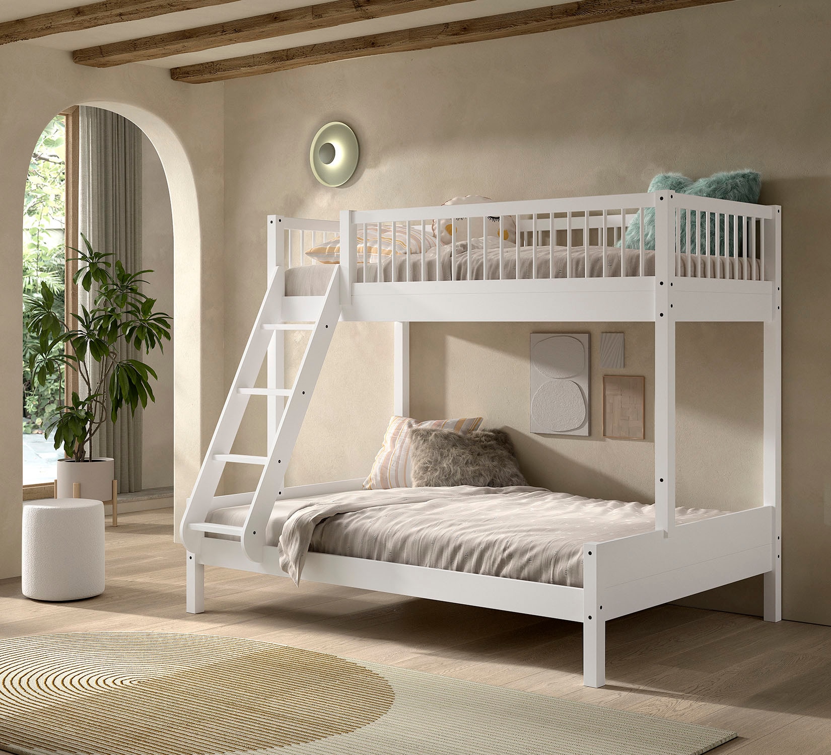 Vipack Etagenbett »Forrest Massivholzbett Made in Europe, stabil und hochwertig gebaut« Liegefläche 90/140x200 cm, mit Leiter, Rolllattenrost,  mit Absturzschutz oben in Sprossenoptik, Buche weiss lackiert