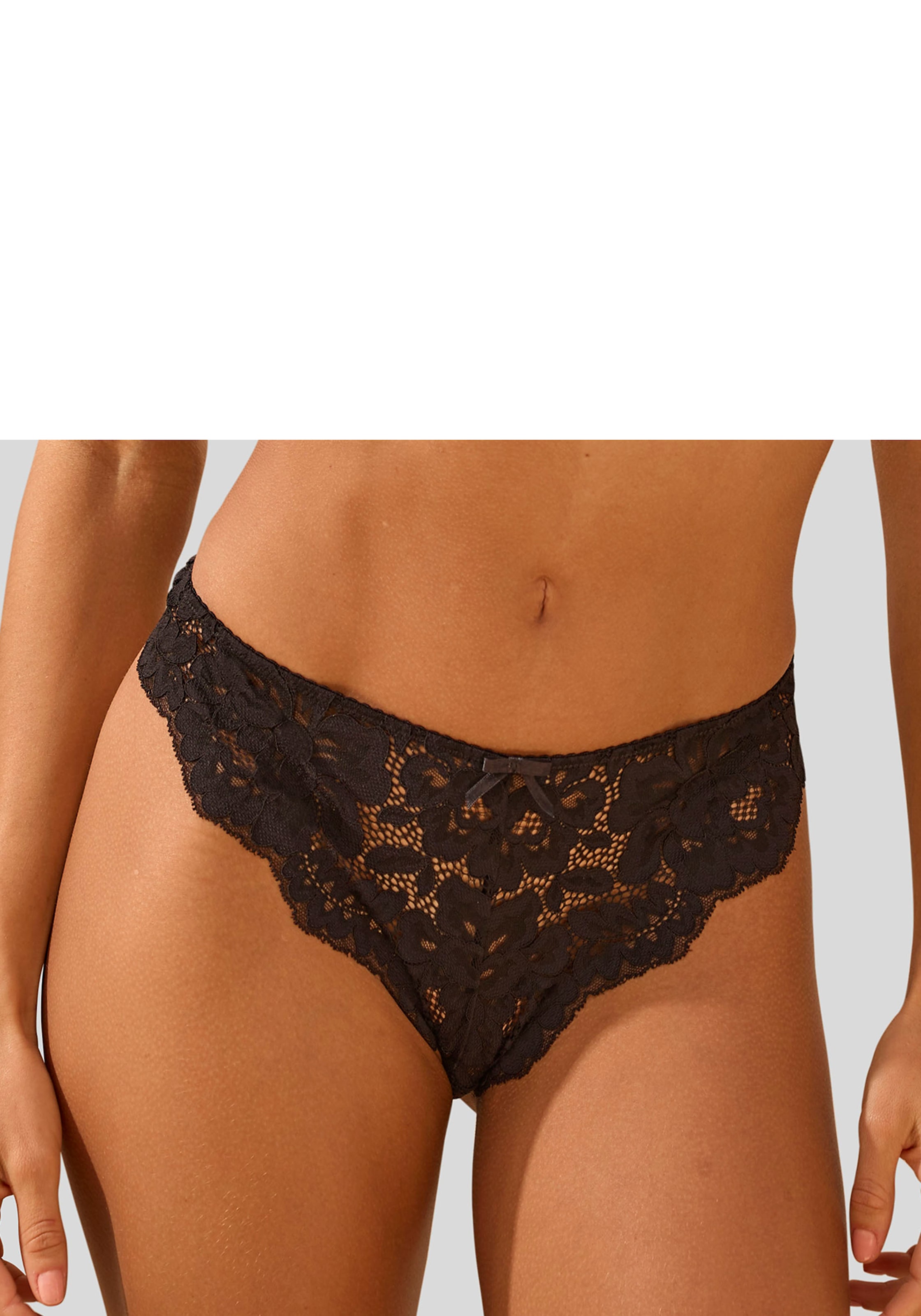 String »Charline«, aus floraler Spitze